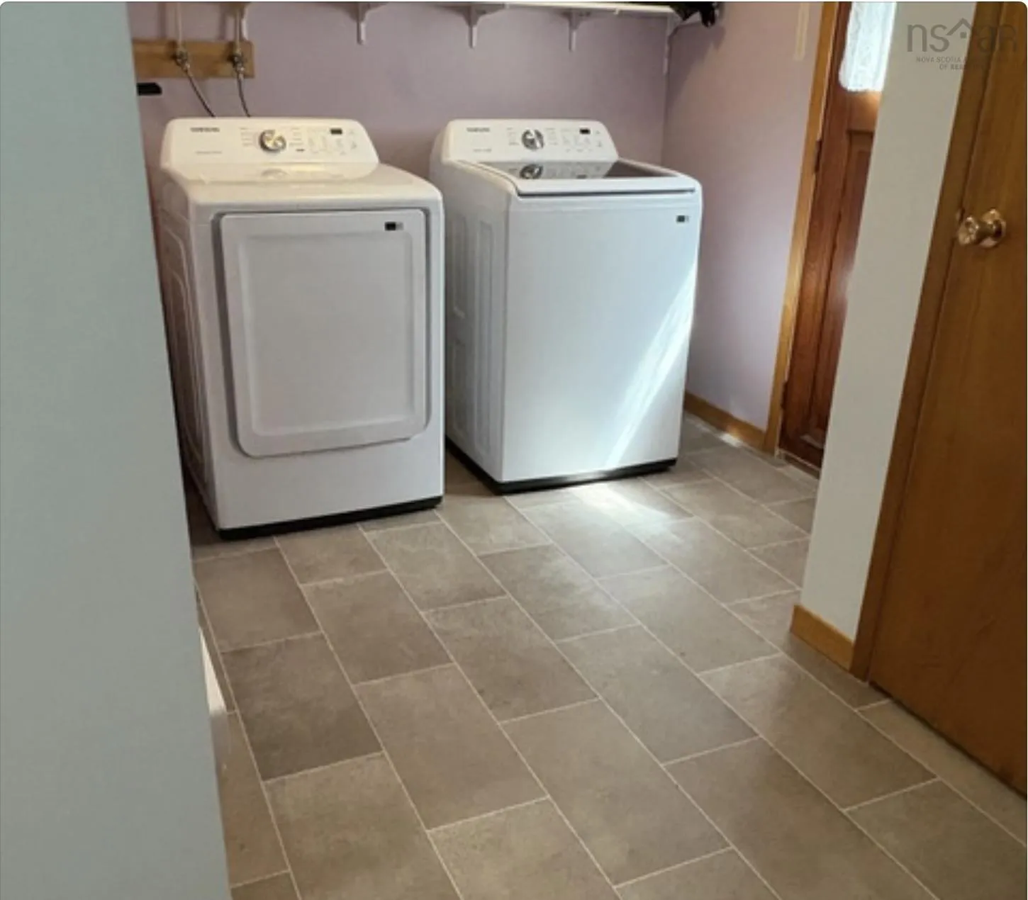 147 Shore Road, Mersey Point, NS B0T 1K0, 4 Bedrooms Bedrooms, ,3 BathroomsBathrooms,Residential,For Sale,Shore,202513188
