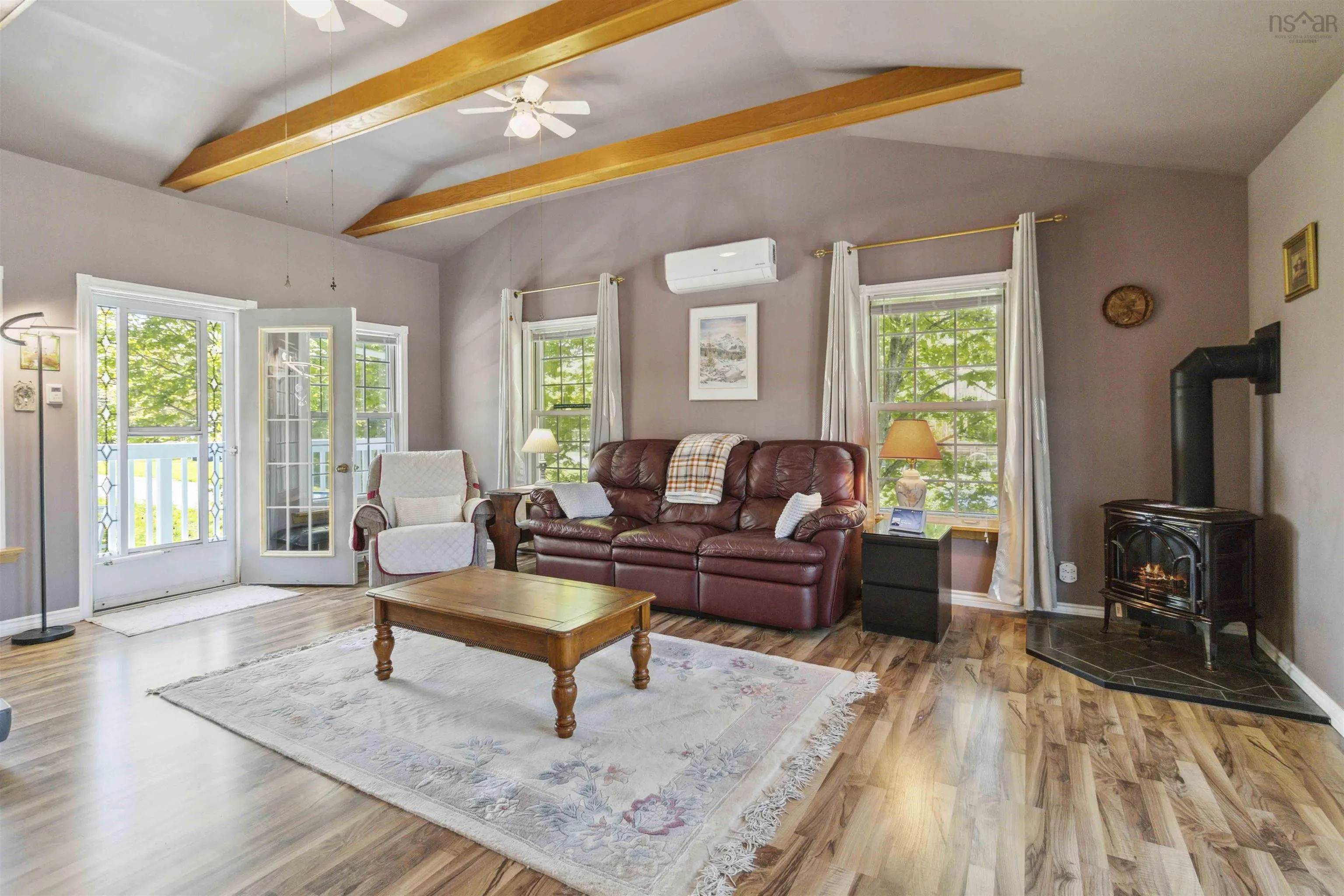 147 Shore Road, Mersey Point, NS B0T 1K0, 4 Bedrooms Bedrooms, ,3 BathroomsBathrooms,Residential,For Sale,Shore,202513188