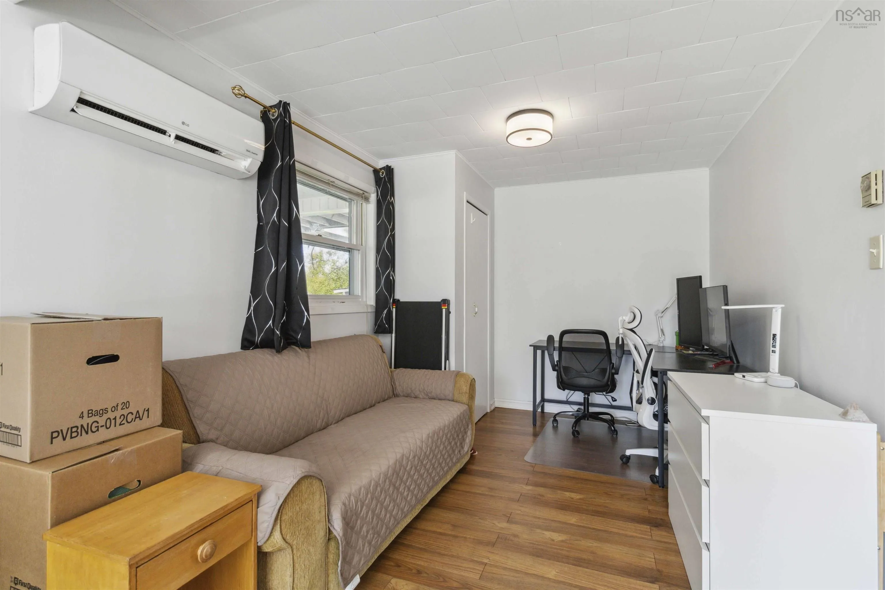 147 Shore Road, Mersey Point, NS B0T 1K0, 4 Bedrooms Bedrooms, ,3 BathroomsBathrooms,Residential,For Sale,Shore,202513188