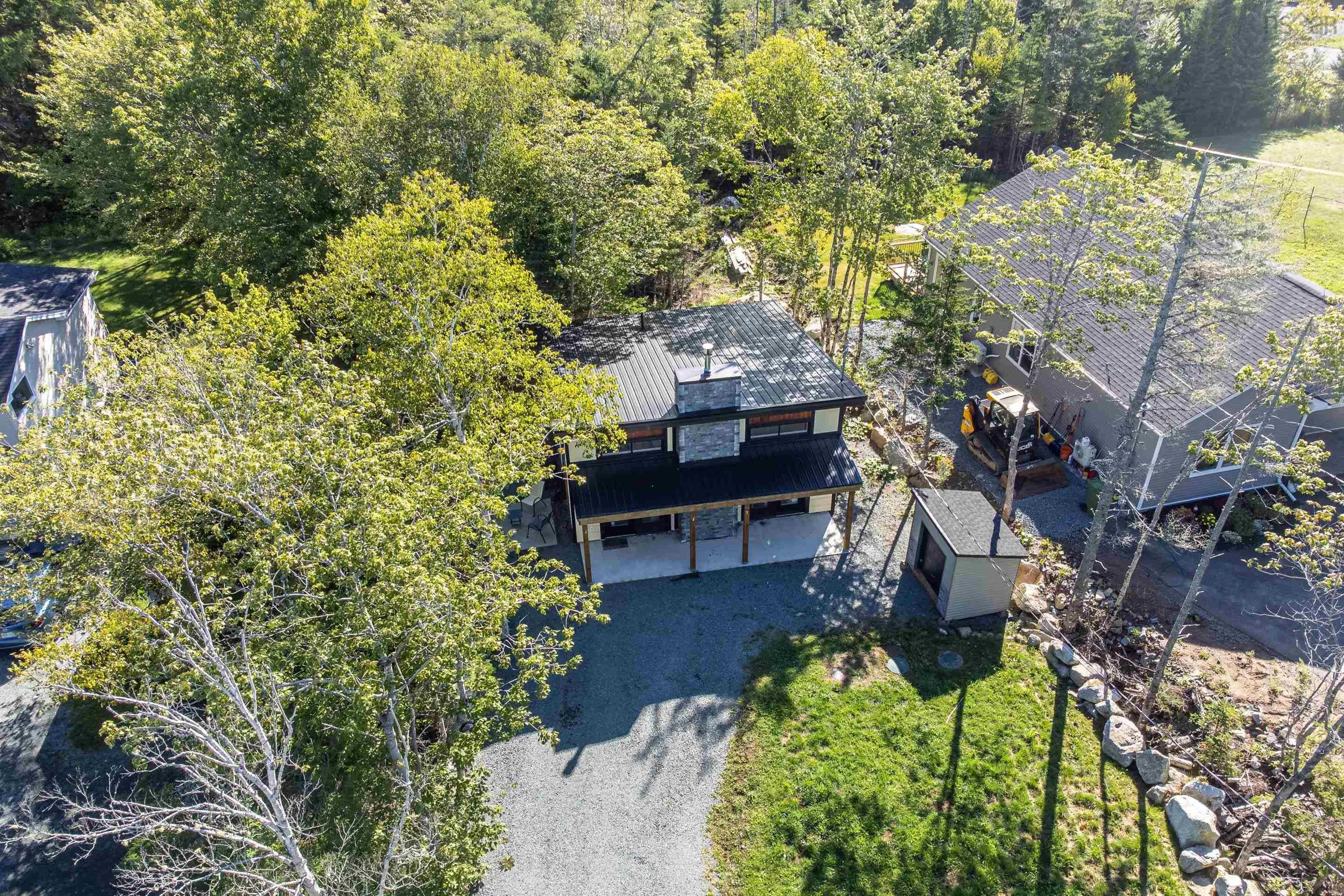 190 Club Road, Hatchet Lake, NS B3T 1R1, 2 Bedrooms Bedrooms, ,1 BathroomBathrooms,Residential,For Sale,Club,202522994