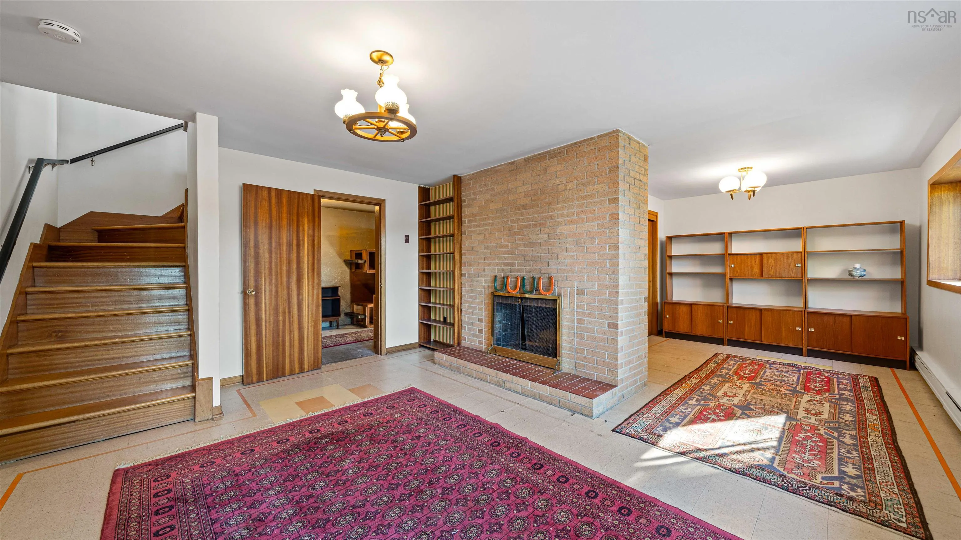35 Ernest Avenue, Dartmouth, NS B3A 2H6, 4 Bedrooms Bedrooms, ,2 BathroomsBathrooms,Residential,For Sale,Ernest,202525377