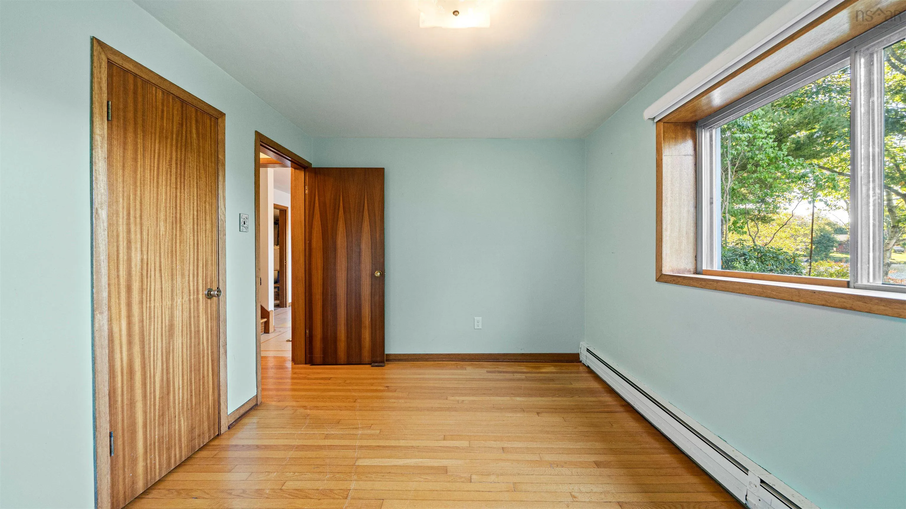 35 Ernest Avenue, Dartmouth, NS B3A 2H6, 4 Bedrooms Bedrooms, ,2 BathroomsBathrooms,Residential,For Sale,Ernest,202525377