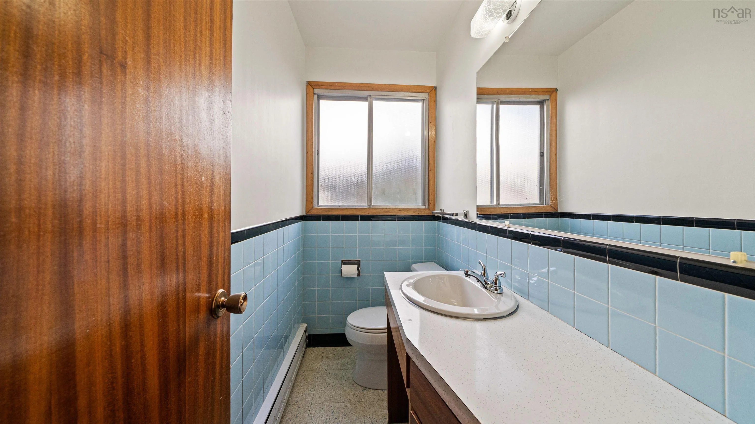 35 Ernest Avenue, Dartmouth, NS B3A 2H6, 4 Bedrooms Bedrooms, ,2 BathroomsBathrooms,Residential,For Sale,Ernest,202525377