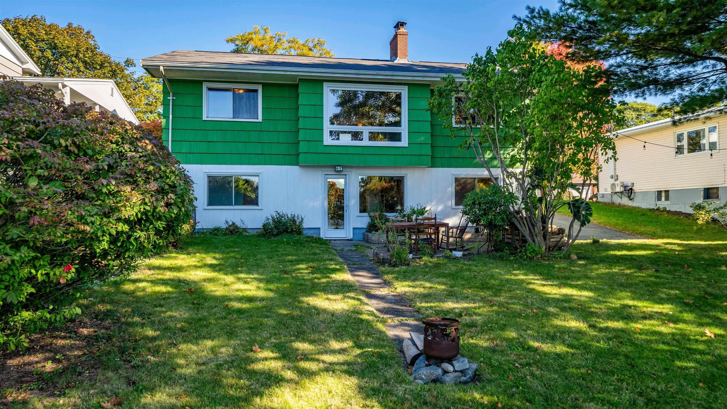 35 Ernest Avenue, Dartmouth, NS B3A 2H6, 4 Bedrooms Bedrooms, ,2 BathroomsBathrooms,Residential,For Sale,Ernest,202525377