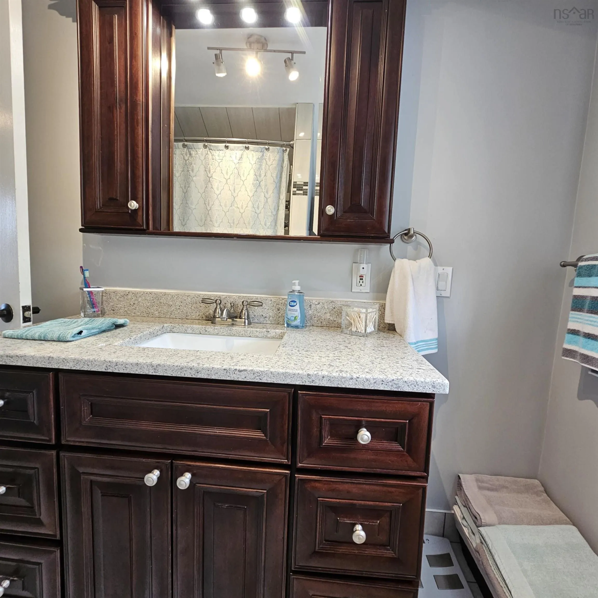 112 St Anns Street, Sydney, NS B1N 1A7, 3 Bedrooms Bedrooms, ,2 BathroomsBathrooms,Residential,For Sale,St Anns,202520056