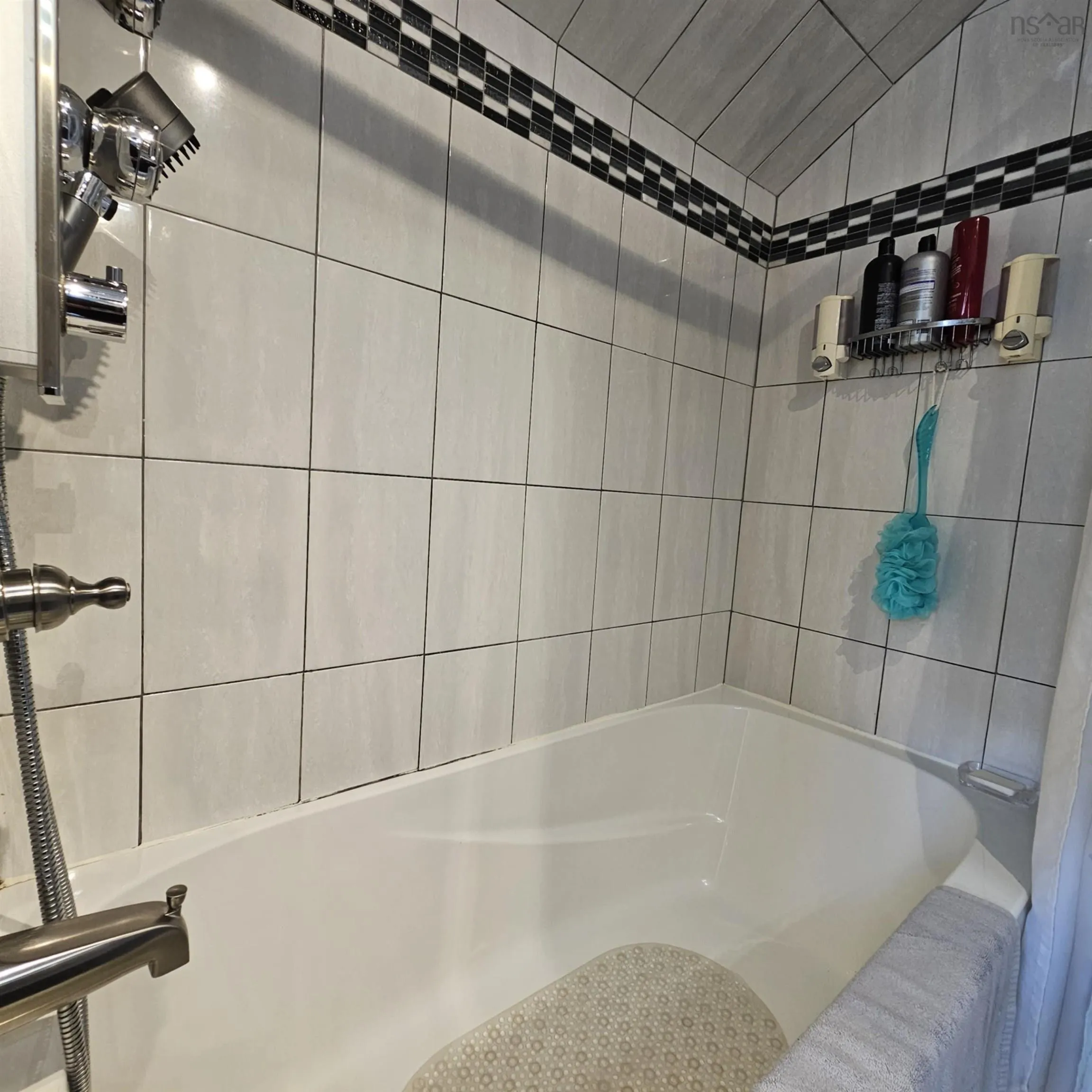 112 St Anns Street, Sydney, NS B1N 1A7, 3 Bedrooms Bedrooms, ,2 BathroomsBathrooms,Residential,For Sale,St Anns,202520056