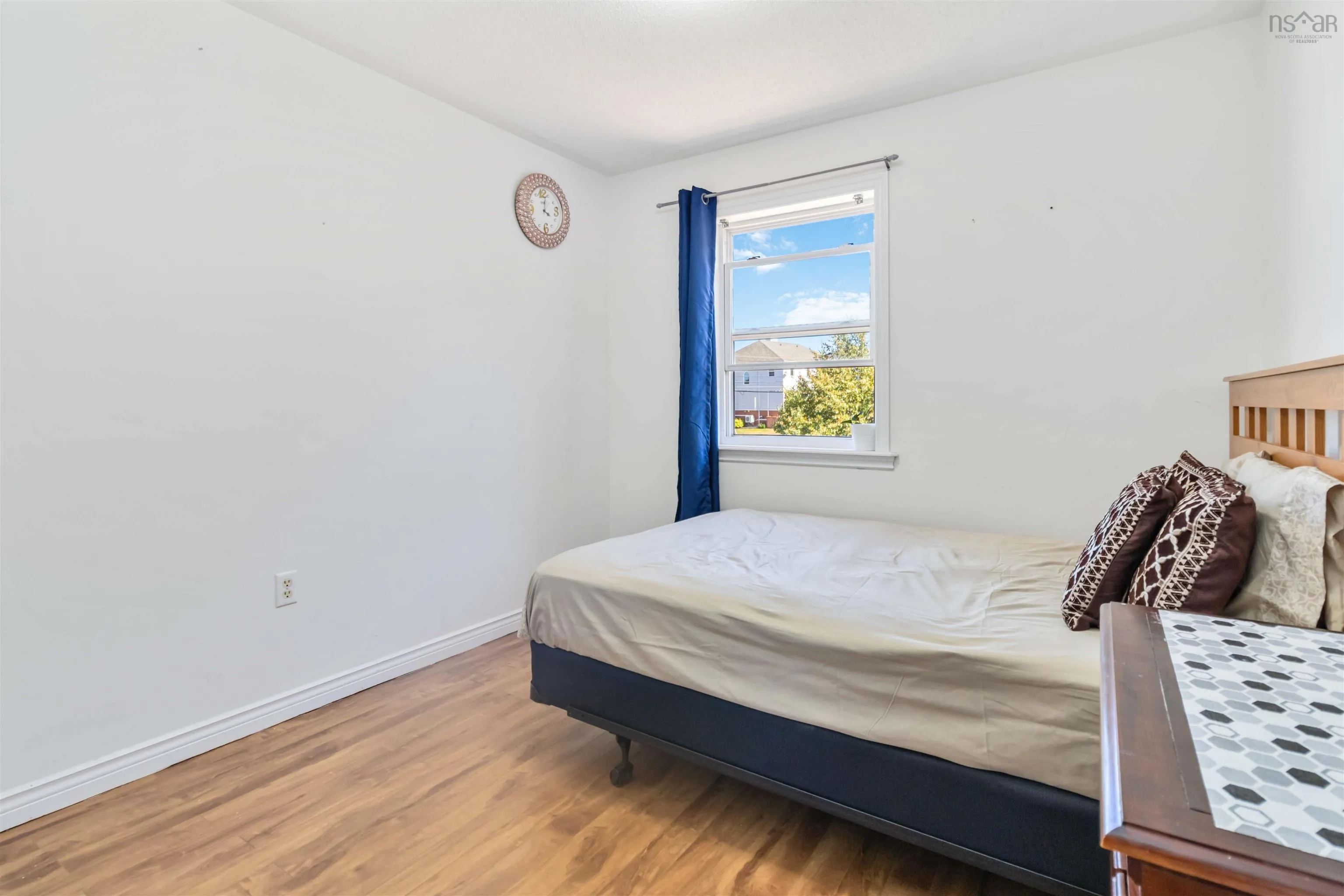 2 Rosehurst Close, Halifax, NS B3S 1J6, 3 Bedrooms Bedrooms, ,4 BathroomsBathrooms,Residential,For Sale,Rosehurst,202520935