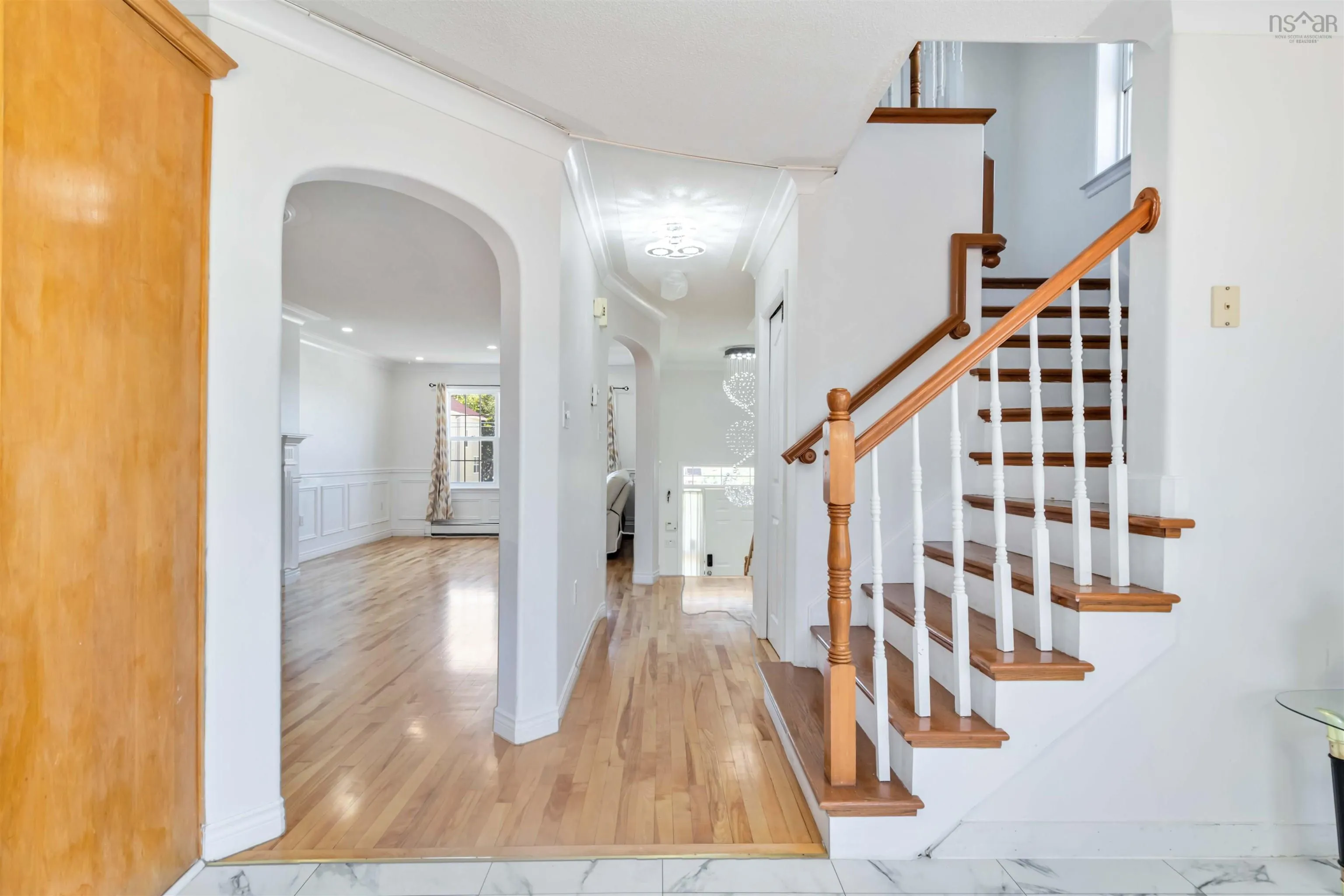 2 Rosehurst Close, Halifax, NS B3S 1J6, 3 Bedrooms Bedrooms, ,4 BathroomsBathrooms,Residential,For Sale,Rosehurst,202520935