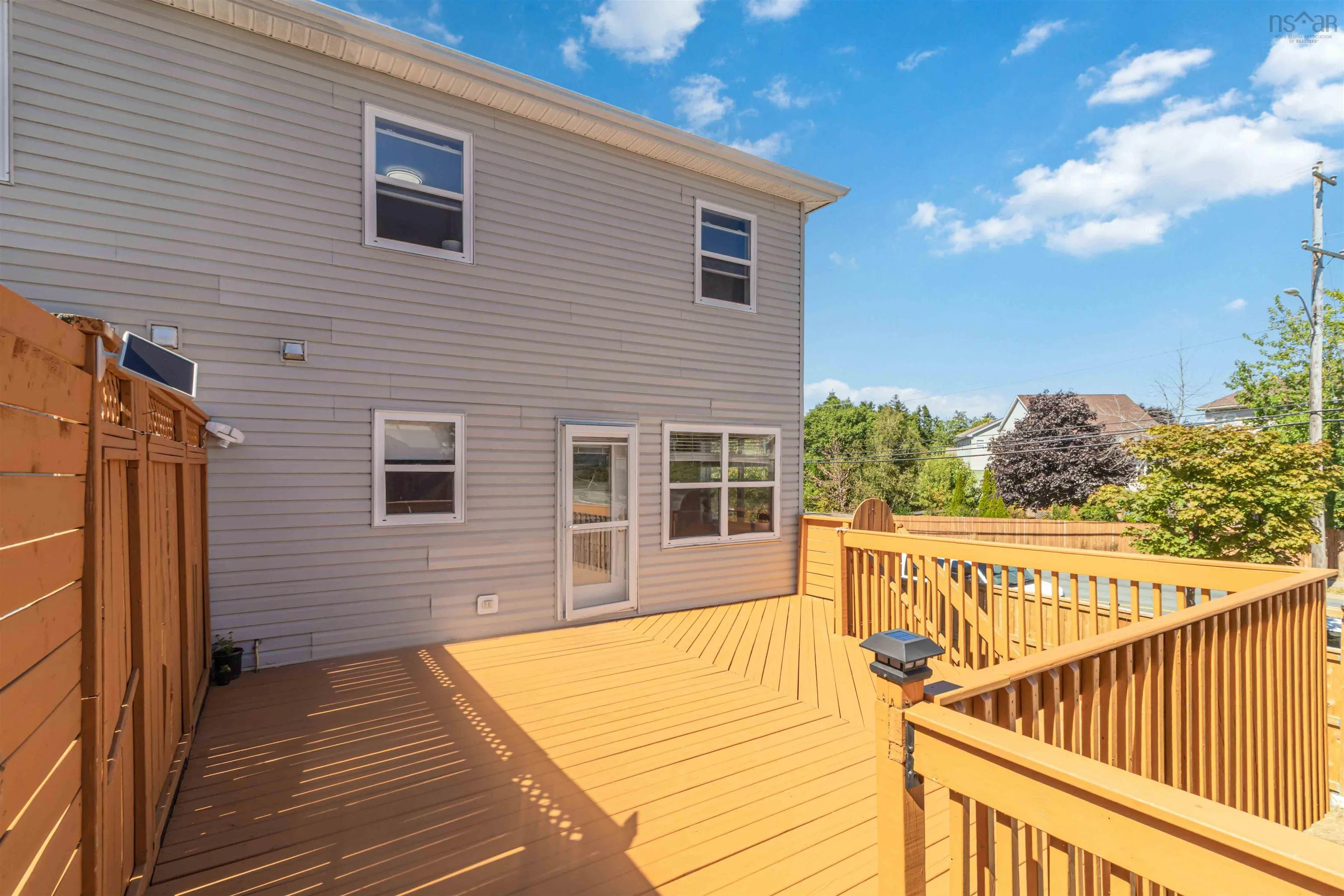 2 Rosehurst Close, Halifax, NS B3S 1J6, 3 Bedrooms Bedrooms, ,4 BathroomsBathrooms,Residential,For Sale,Rosehurst,202520935