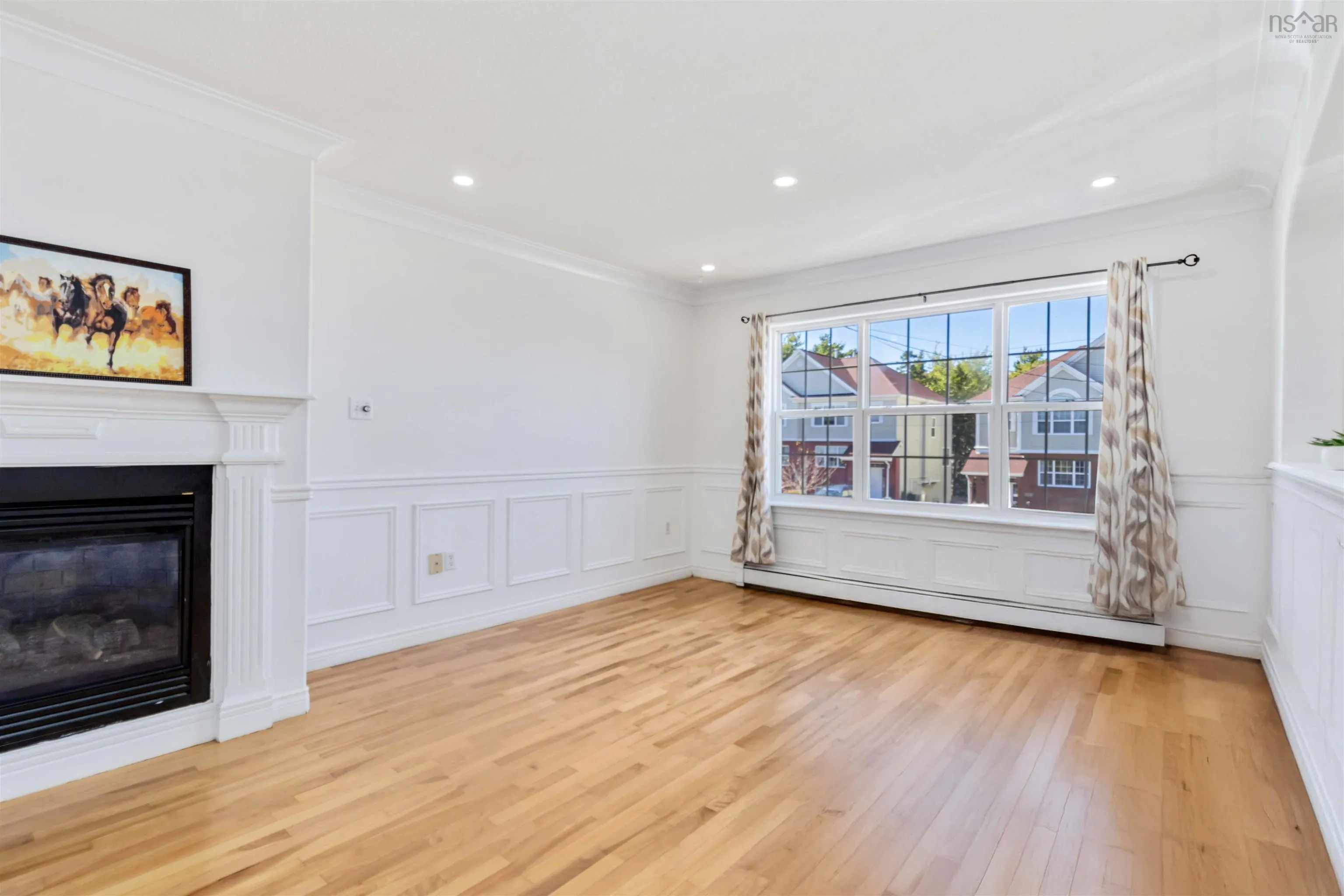 2 Rosehurst Close, Halifax, NS B3S 1J6, 3 Bedrooms Bedrooms, ,4 BathroomsBathrooms,Residential,For Sale,Rosehurst,202520935