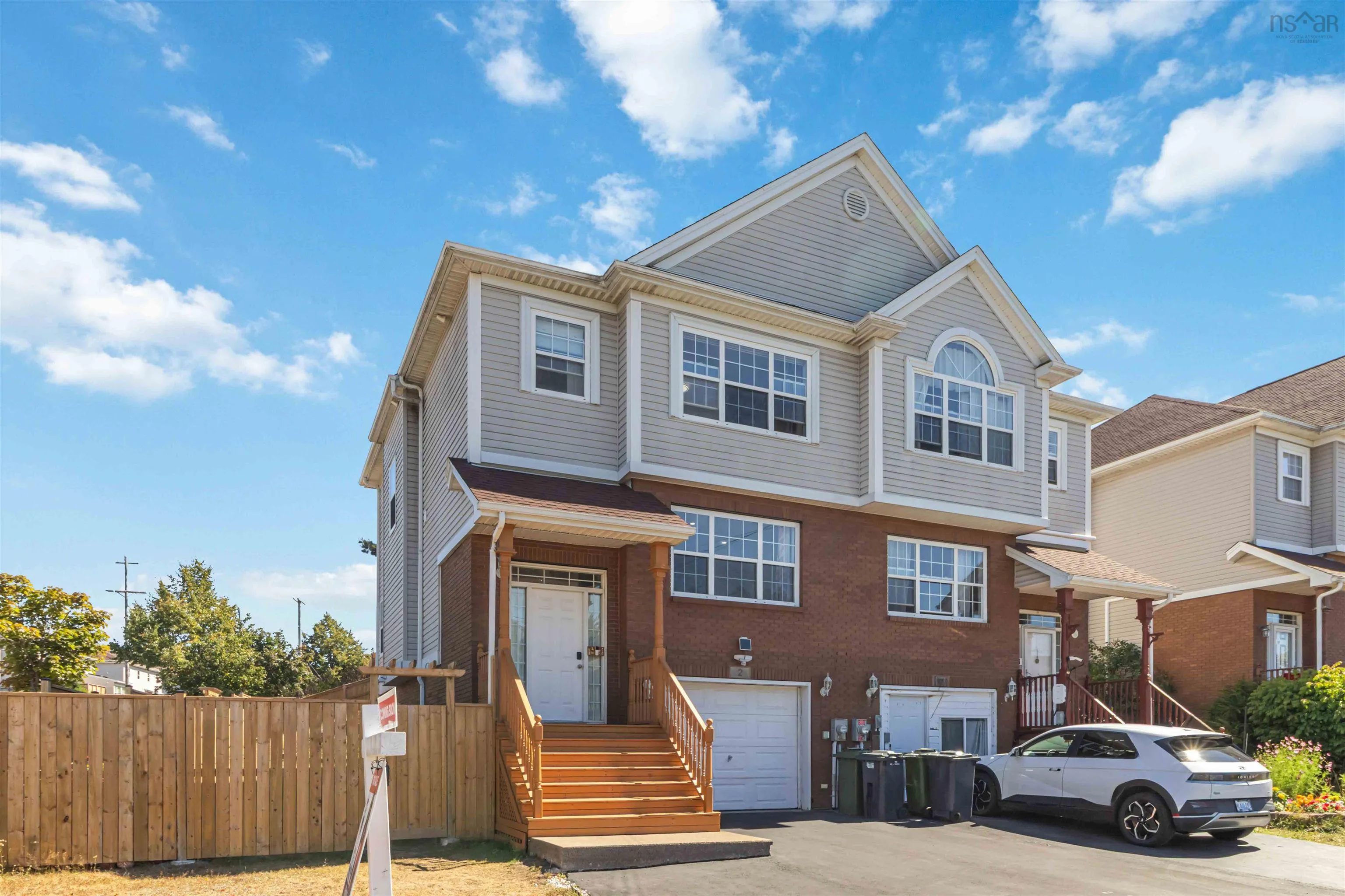 2 Rosehurst Close, Halifax, NS B3S 1J6, 3 Bedrooms Bedrooms, ,4 BathroomsBathrooms,Residential,For Sale,Rosehurst,202520935