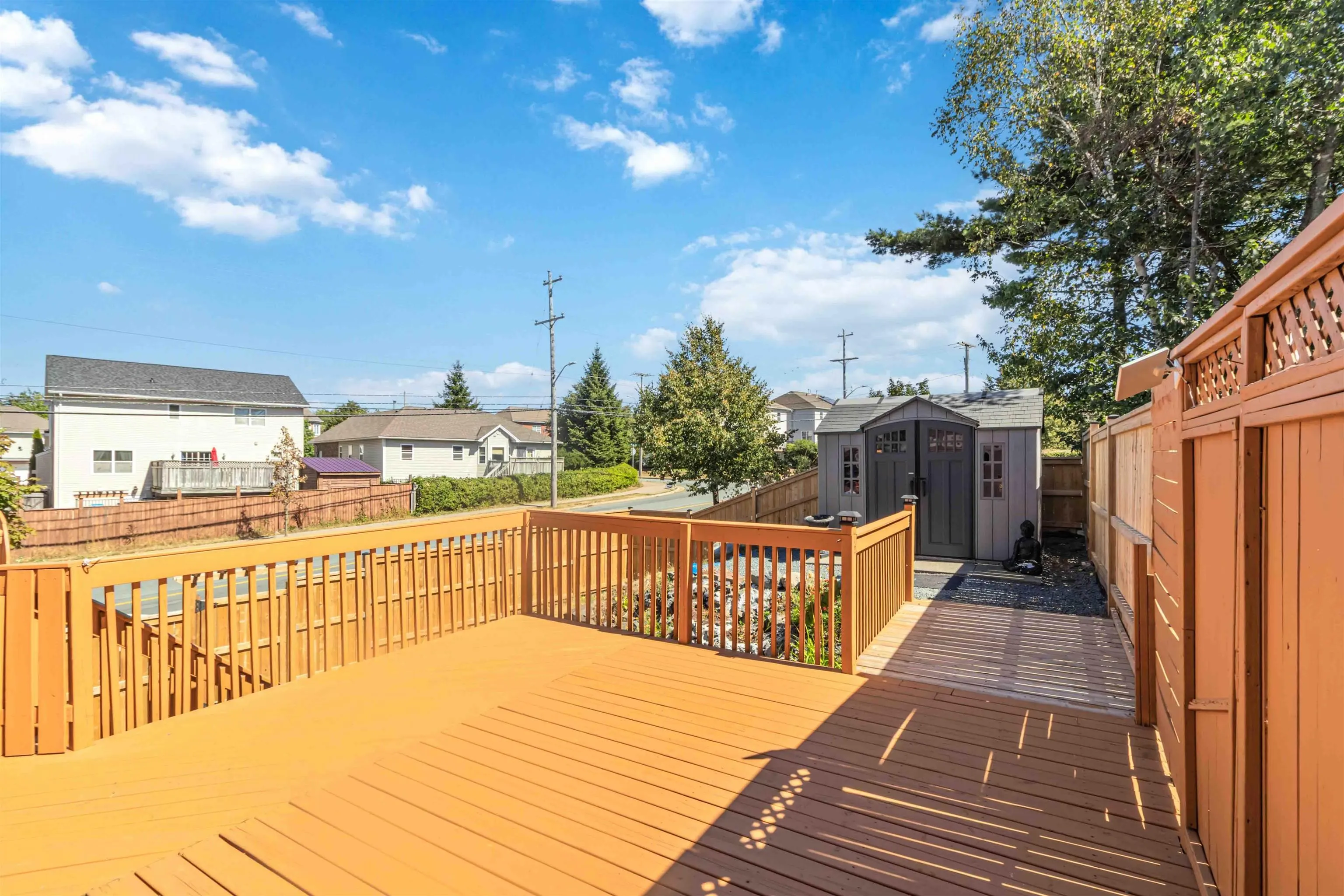 2 Rosehurst Close, Halifax, NS B3S 1J6, 3 Bedrooms Bedrooms, ,4 BathroomsBathrooms,Residential,For Sale,Rosehurst,202520935
