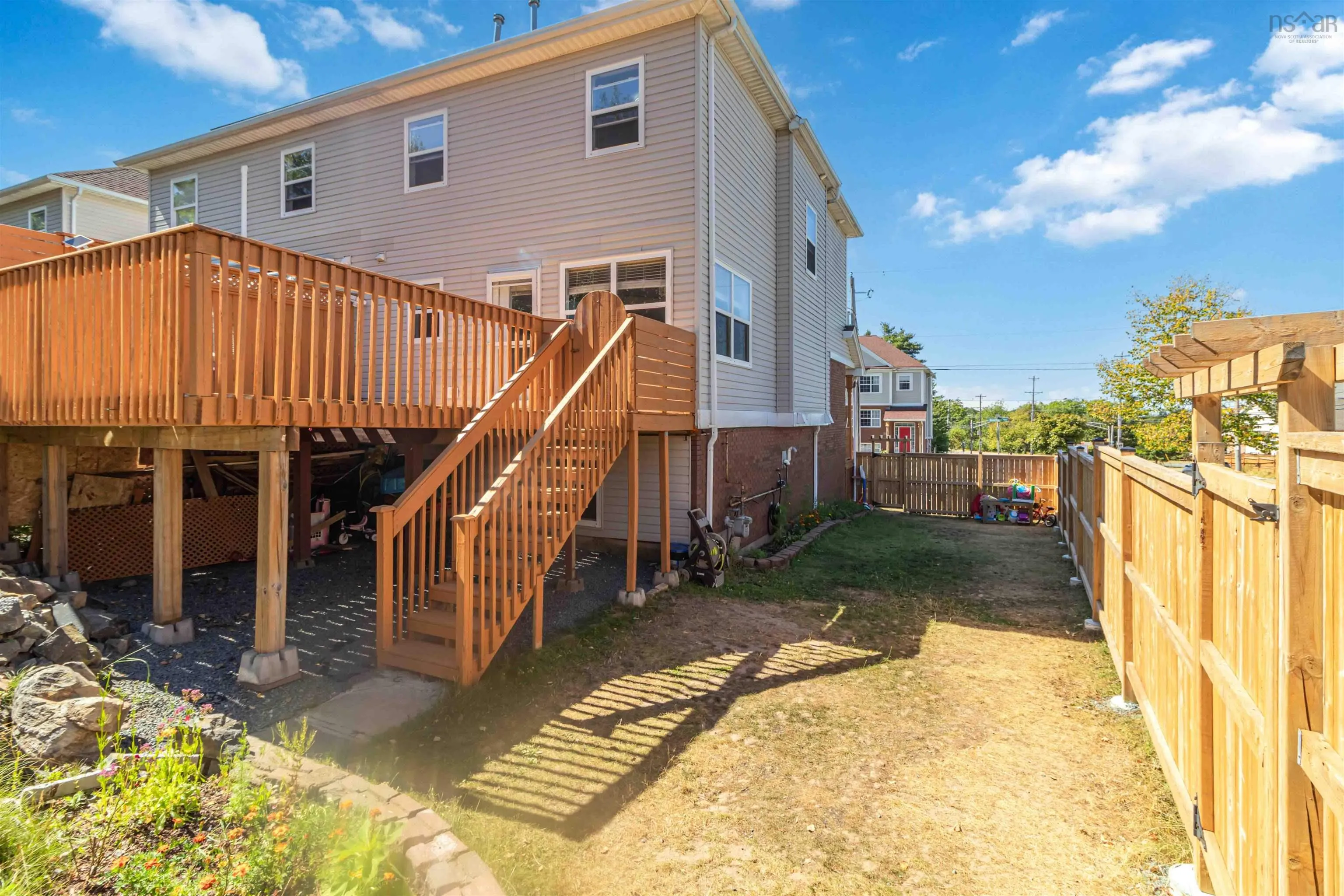 2 Rosehurst Close, Halifax, NS B3S 1J6, 3 Bedrooms Bedrooms, ,4 BathroomsBathrooms,Residential,For Sale,Rosehurst,202520935