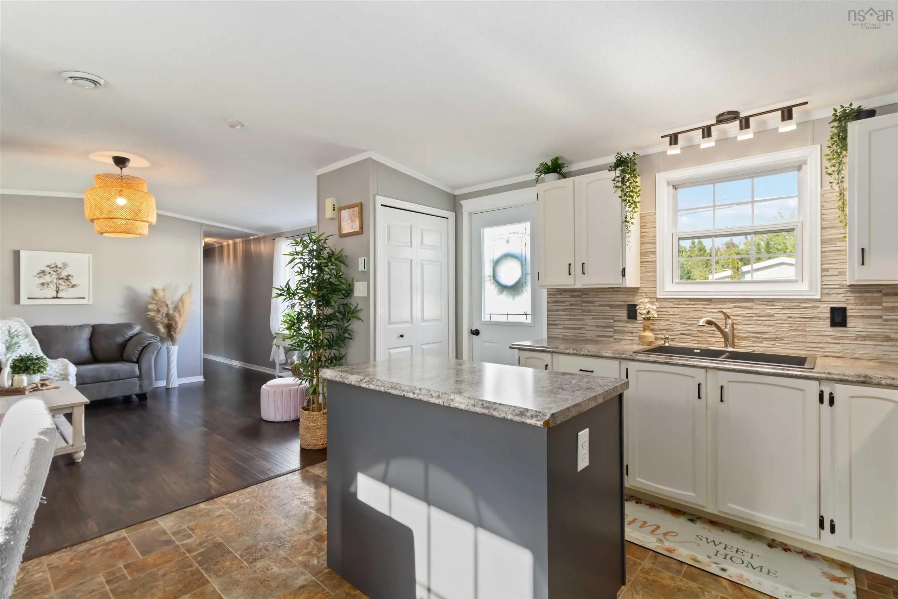 17 Bumpy Lane, Lake Echo, NS B3E 1B8, 3 Bedrooms Bedrooms, ,1 BathroomBathrooms,Residential,For Sale,Bumpy,202521976