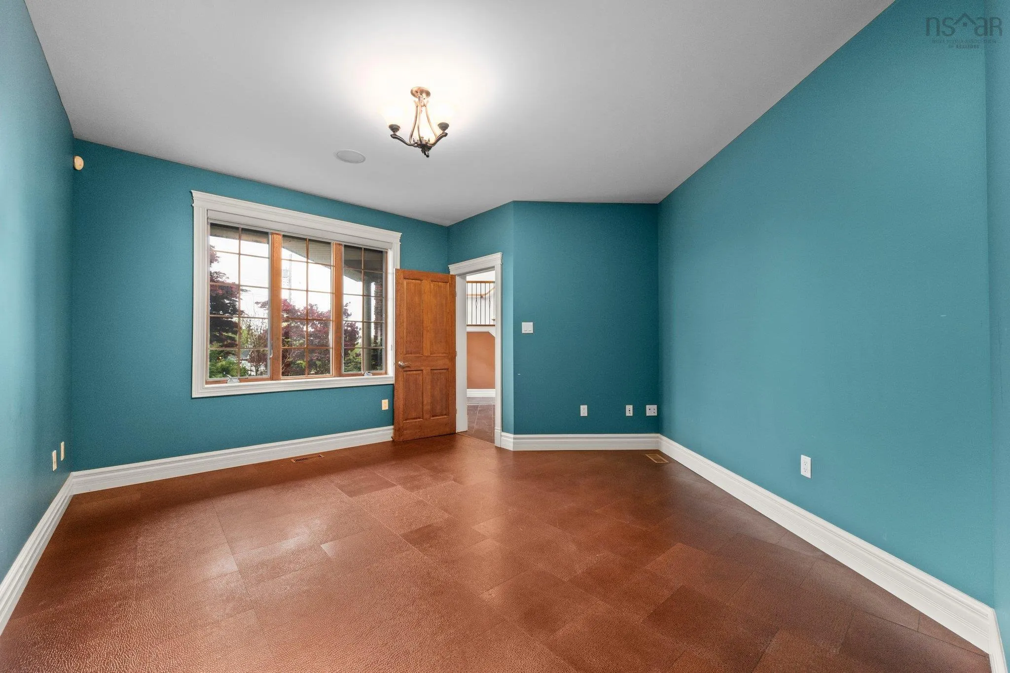 72 Worthington Place, Bedford, NS B4A 0C5, 8 Bedrooms Bedrooms, ,9 BathroomsBathrooms,Residential,For Sale,Worthington,202513163