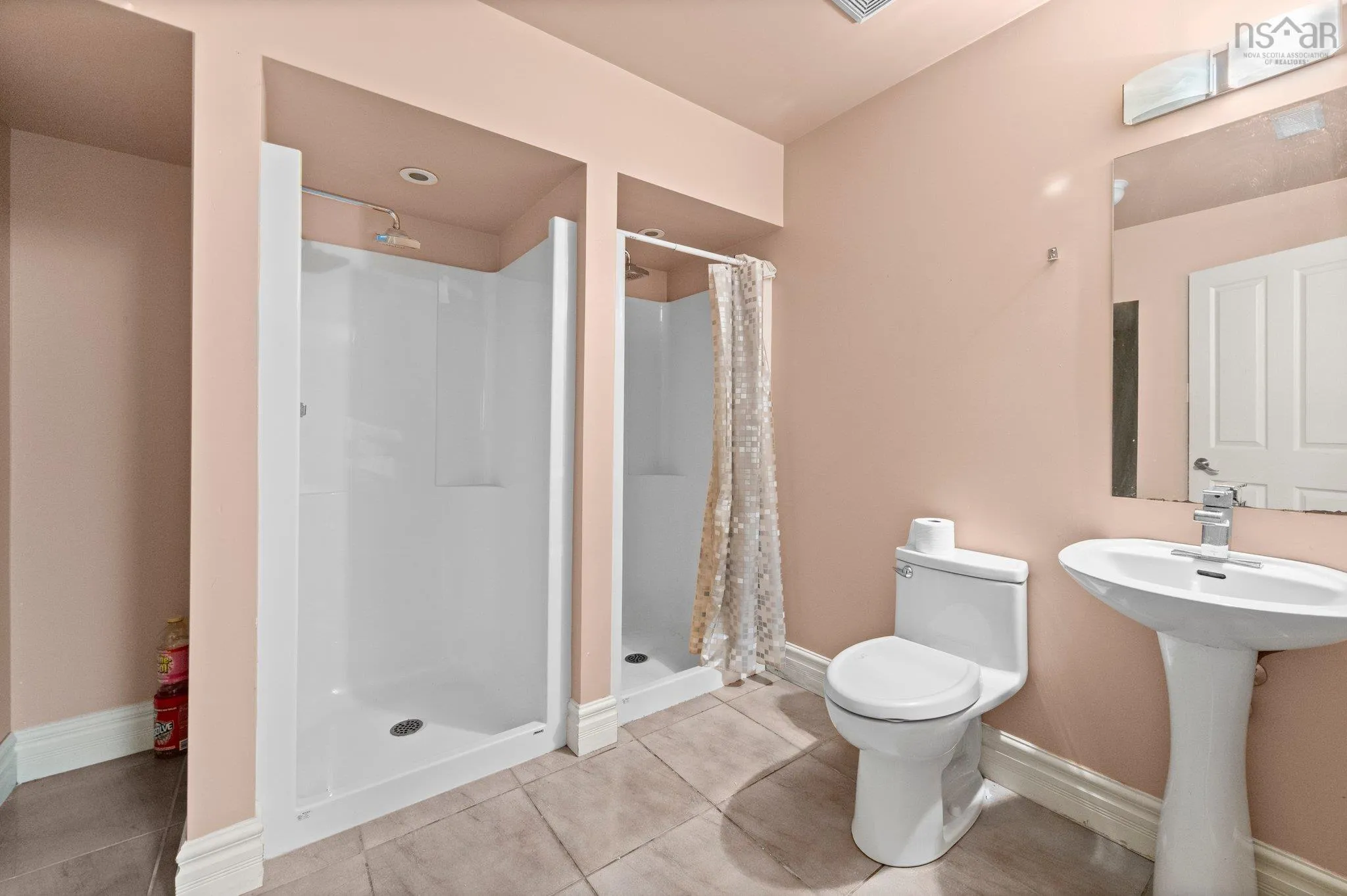 72 Worthington Place, Bedford, NS B4A 0C5, 8 Bedrooms Bedrooms, ,9 BathroomsBathrooms,Residential,For Sale,Worthington,202513163