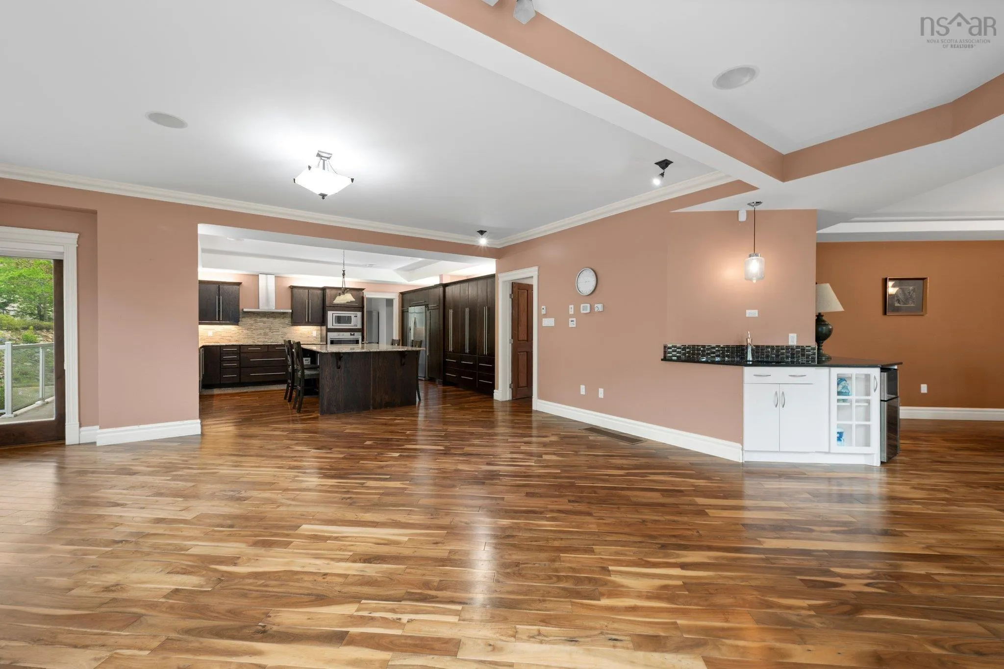 72 Worthington Place, Bedford, NS B4A 0C5, 8 Bedrooms Bedrooms, ,9 BathroomsBathrooms,Residential,For Sale,Worthington,202513163