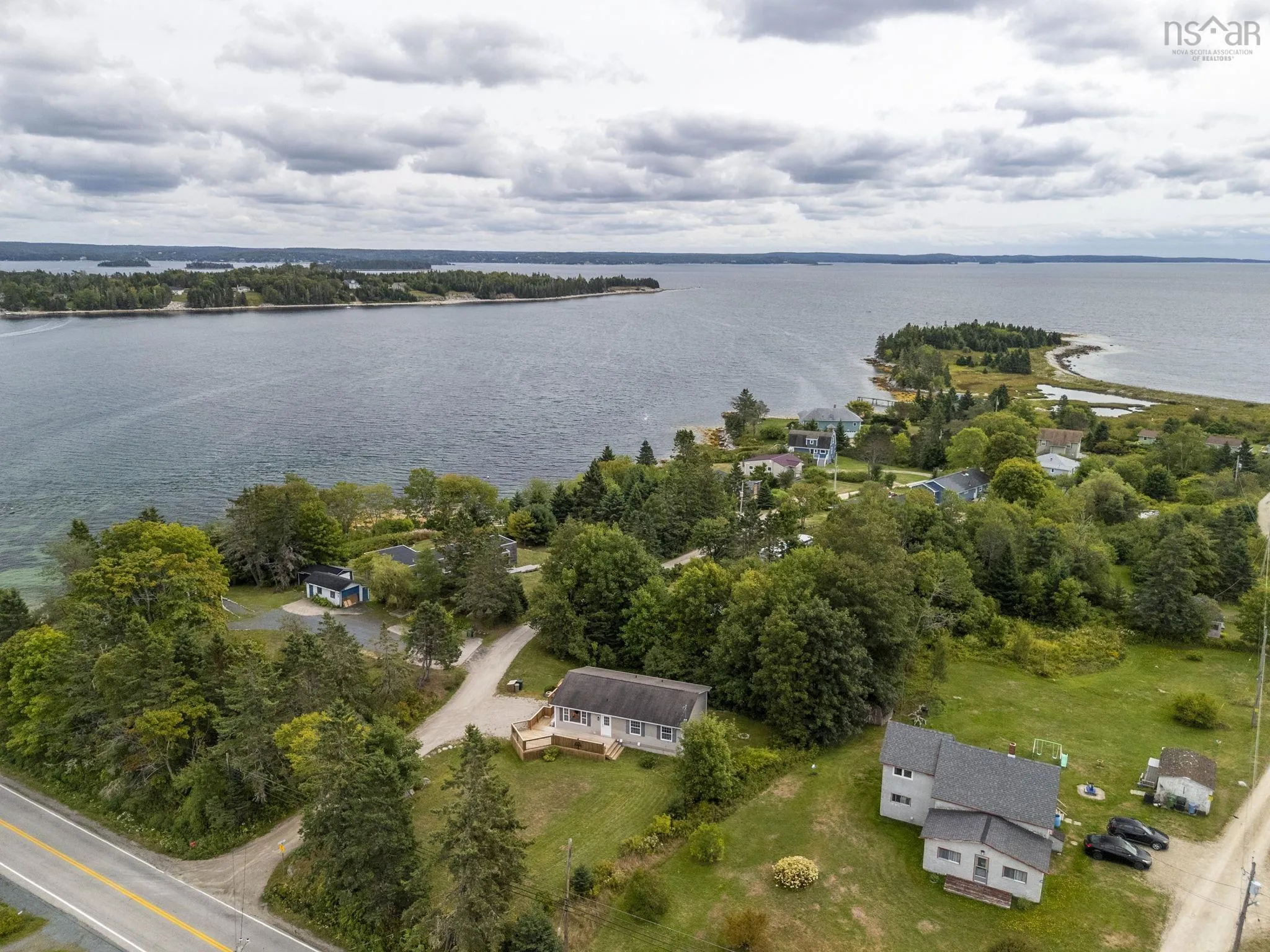 3 Bayview Lane, Queensland, NS B0J 1T0, 3 Bedrooms Bedrooms, ,2 BathroomsBathrooms,Residential,For Sale,Bayview,202523075