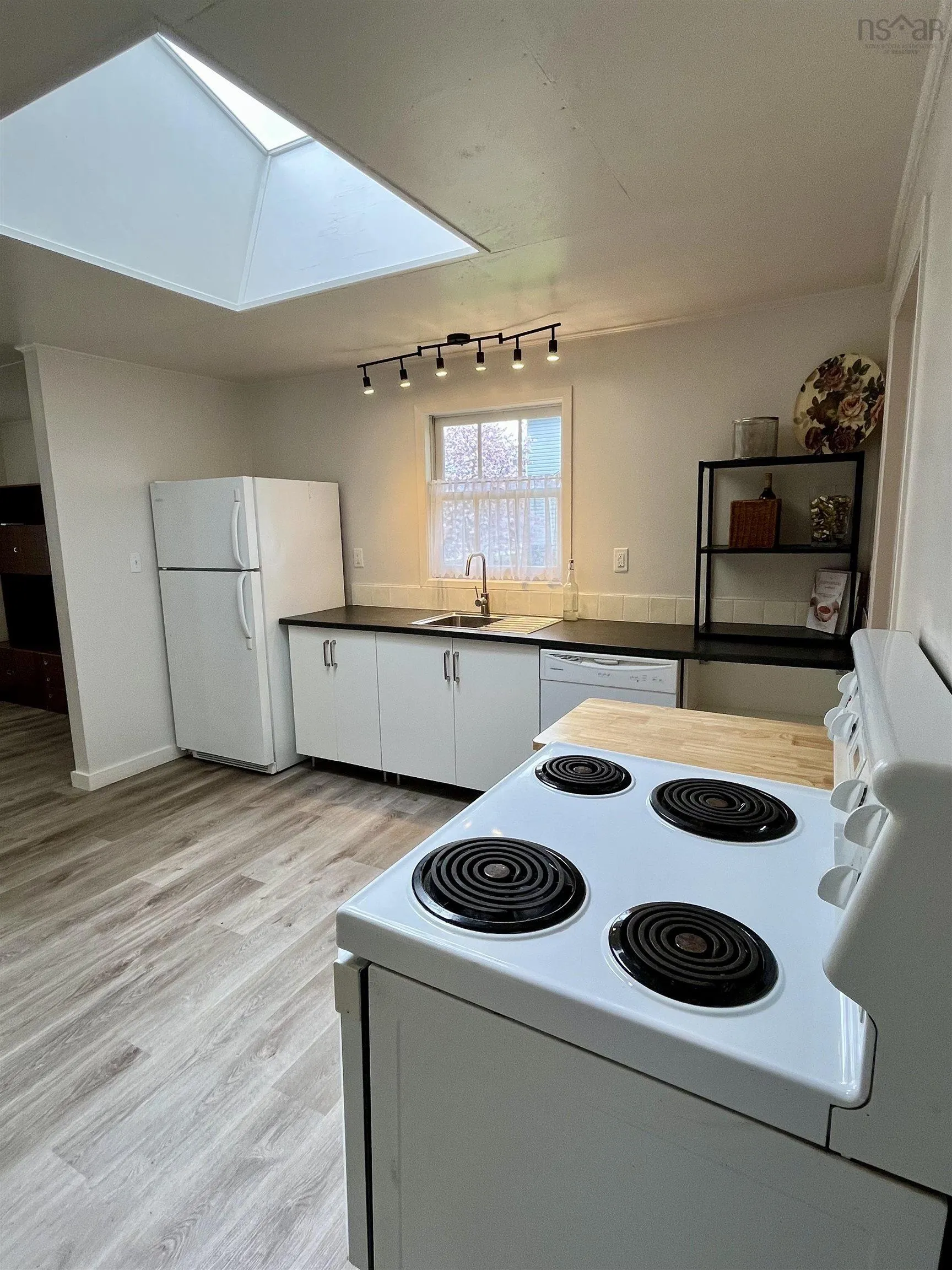11 Jeffery Street, Bridgetown Ns B0s 1c0, 2 Bedrooms Bedrooms, ,1 BathroomBathrooms,Residential,For Sale,Jeffery,202510744