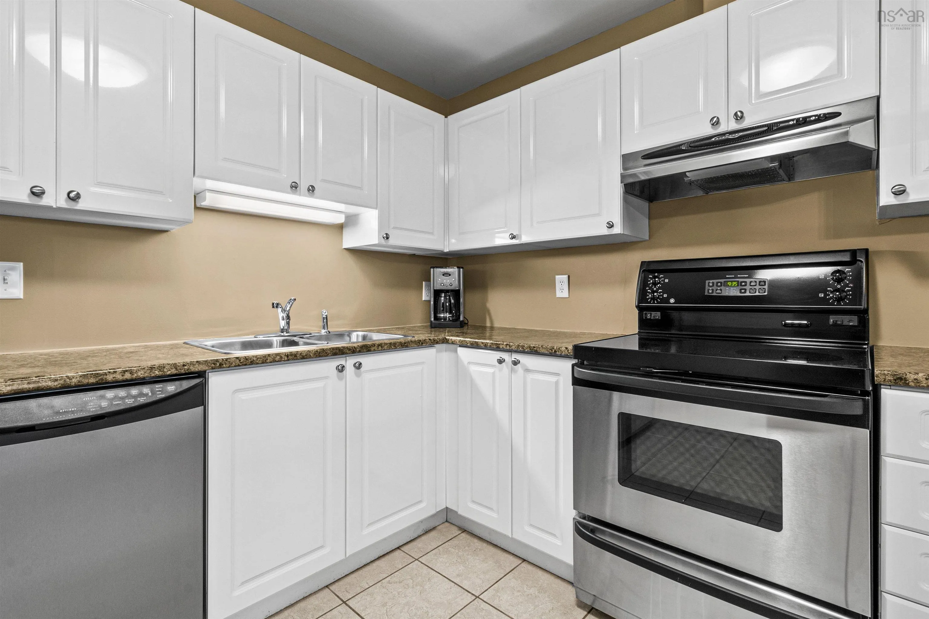 103-116 Larry Uteck Boulevard, Halifax, NS B3M 4Y1, 2 Bedrooms Bedrooms, ,2 BathroomsBathrooms,Residential,For Sale,Larry Uteck,202524099
