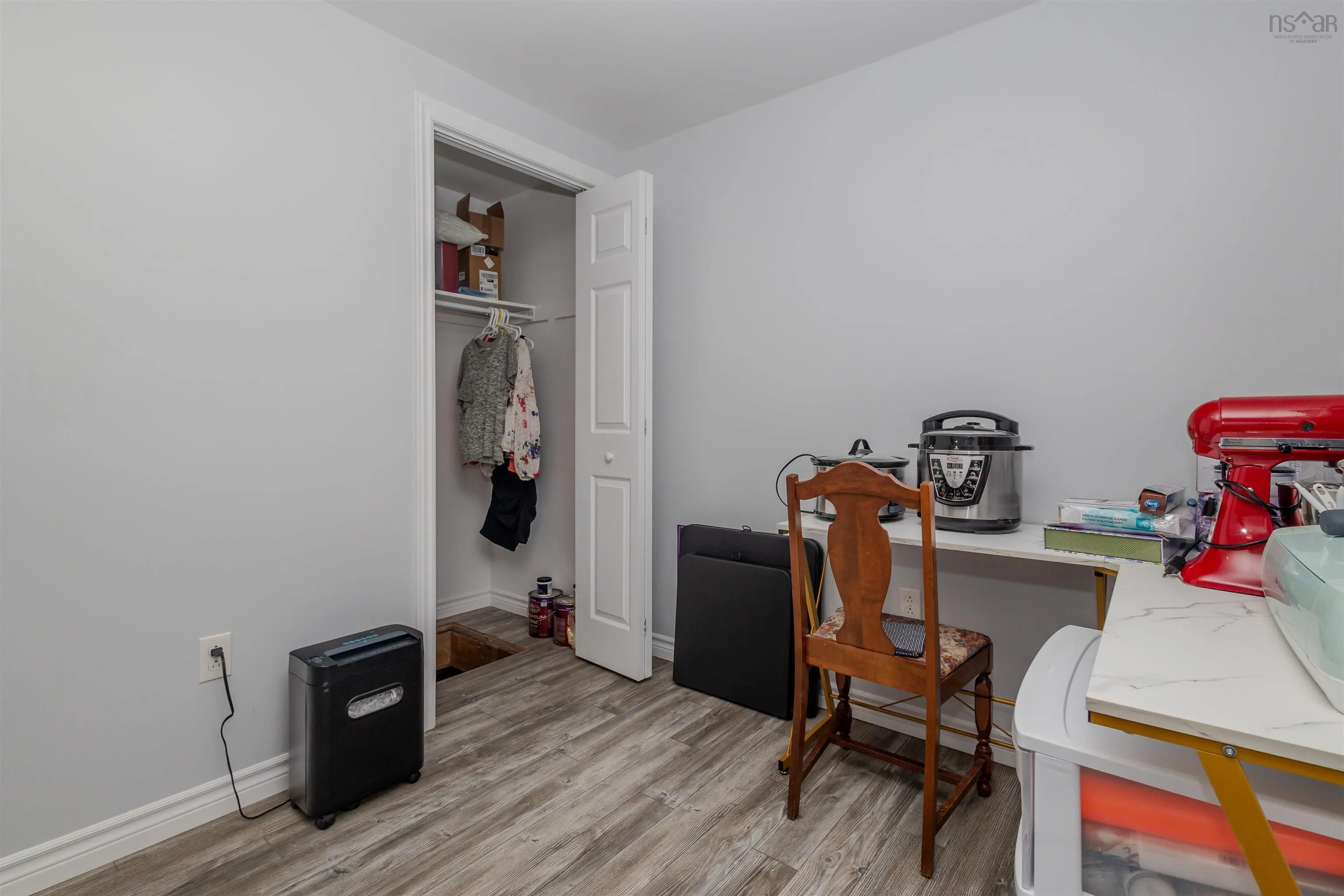 27 Erinmore Drive, Sydney, NS B1M 1A7, 3 Bedrooms Bedrooms, ,1 BathroomBathrooms,Residential,For Sale,Erinmore,202518283