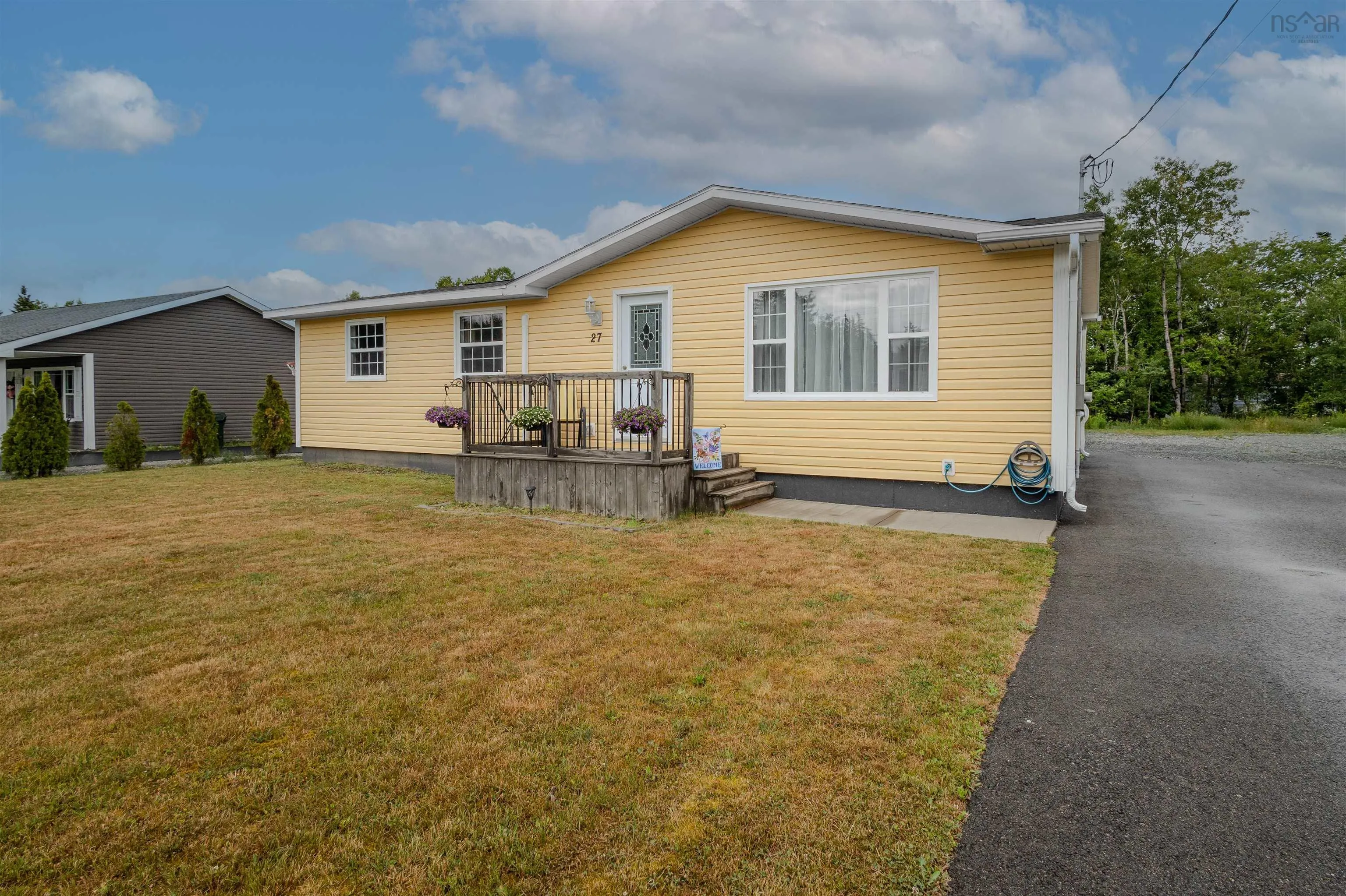 27 Erinmore Drive, Sydney, NS B1M 1A7, 3 Bedrooms Bedrooms, ,1 BathroomBathrooms,Residential,For Sale,Erinmore,202518283