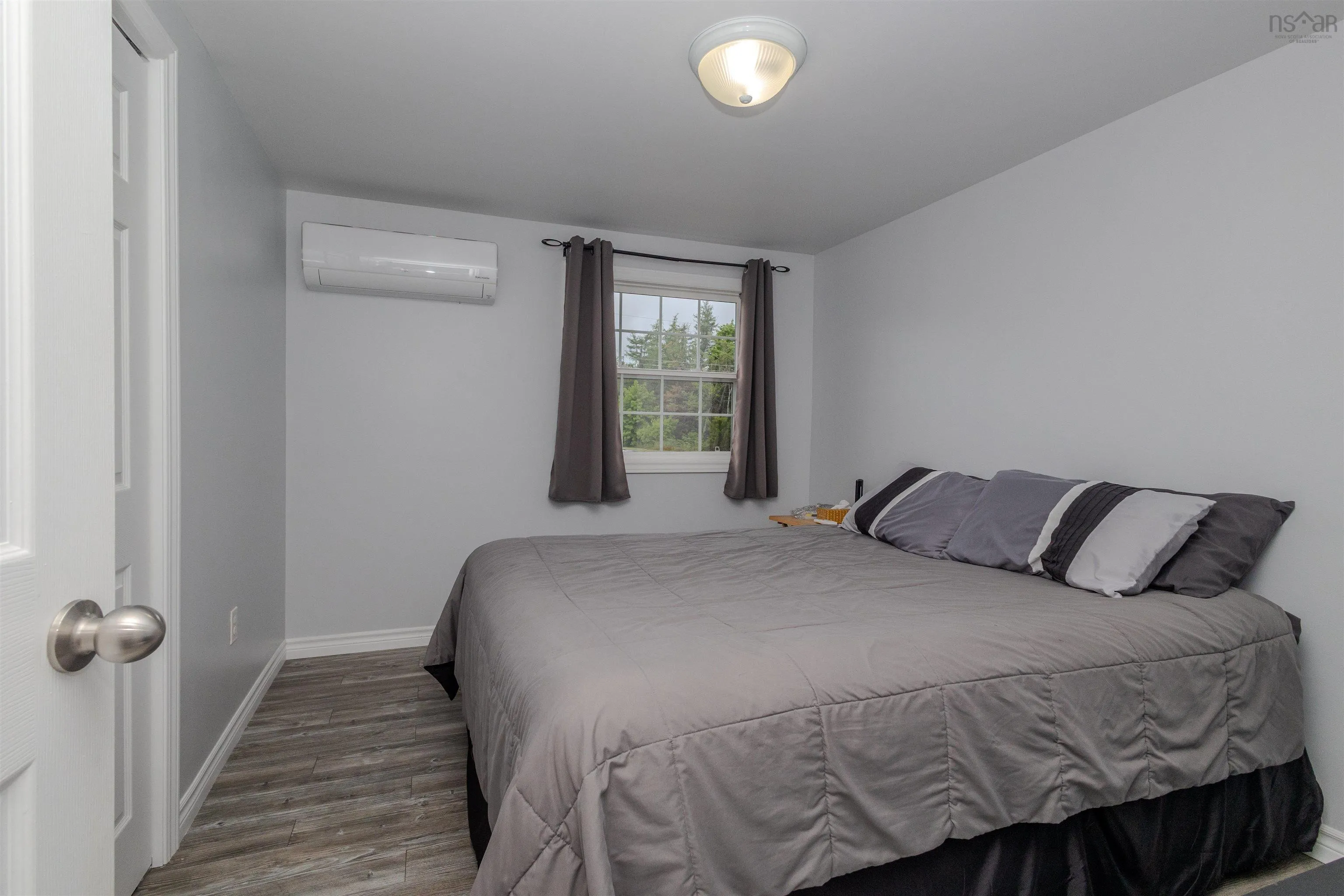 27 Erinmore Drive, Sydney, NS B1M 1A7, 3 Bedrooms Bedrooms, ,1 BathroomBathrooms,Residential,For Sale,Erinmore,202518283