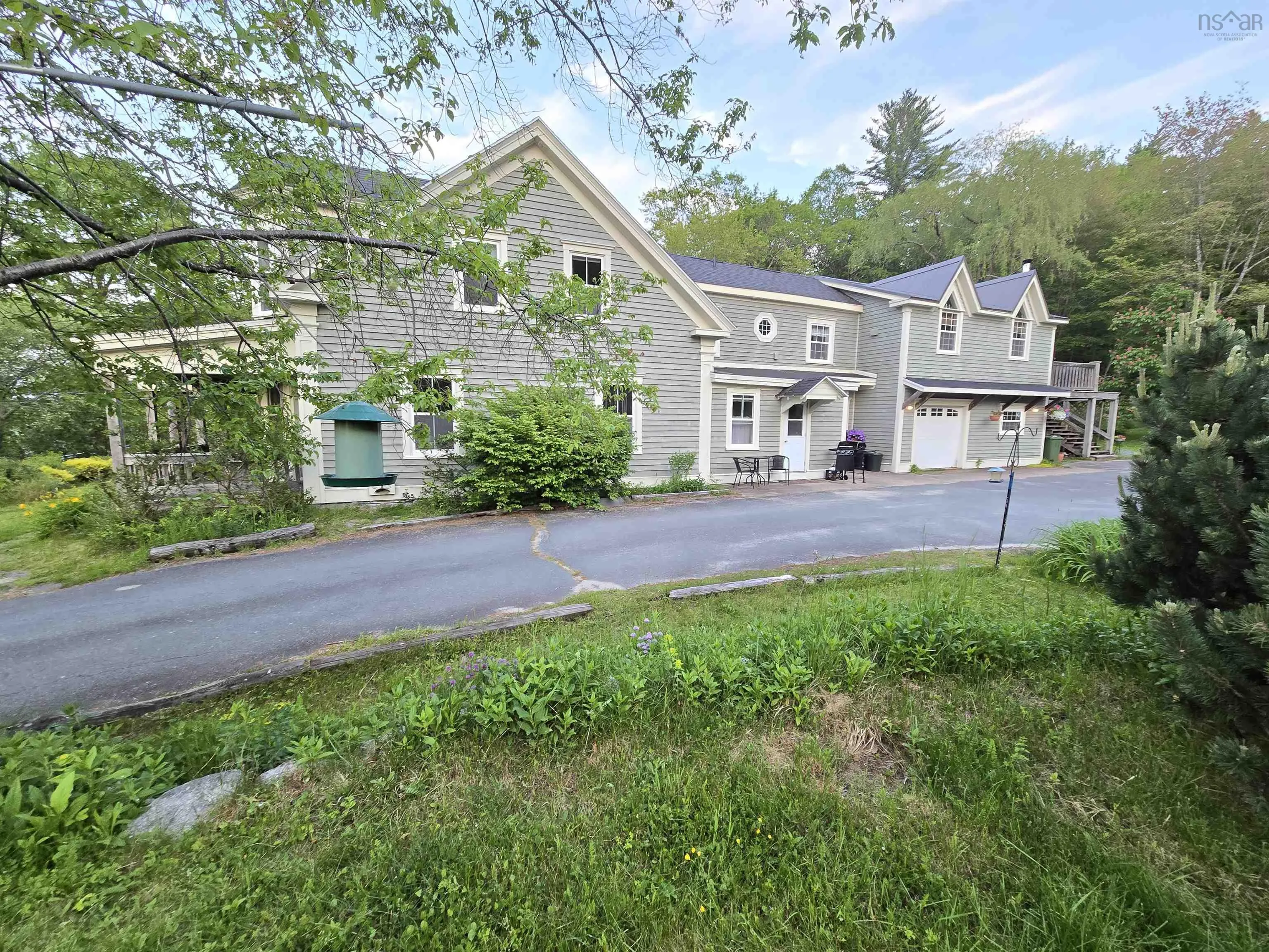57 King Street, Bridgewater, NS B4V 1A1, 5 Bedrooms Bedrooms, ,Residential Income,For Sale,King,202513968