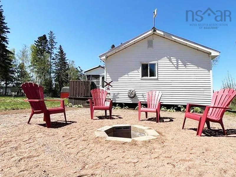 40 Jacksons Point Road, Tidnish Bridge Ns B4h 3x9, 2 Bedrooms Bedrooms, ,1 BathroomBathrooms,Residential,For Sale,Jacksons Point,202425218