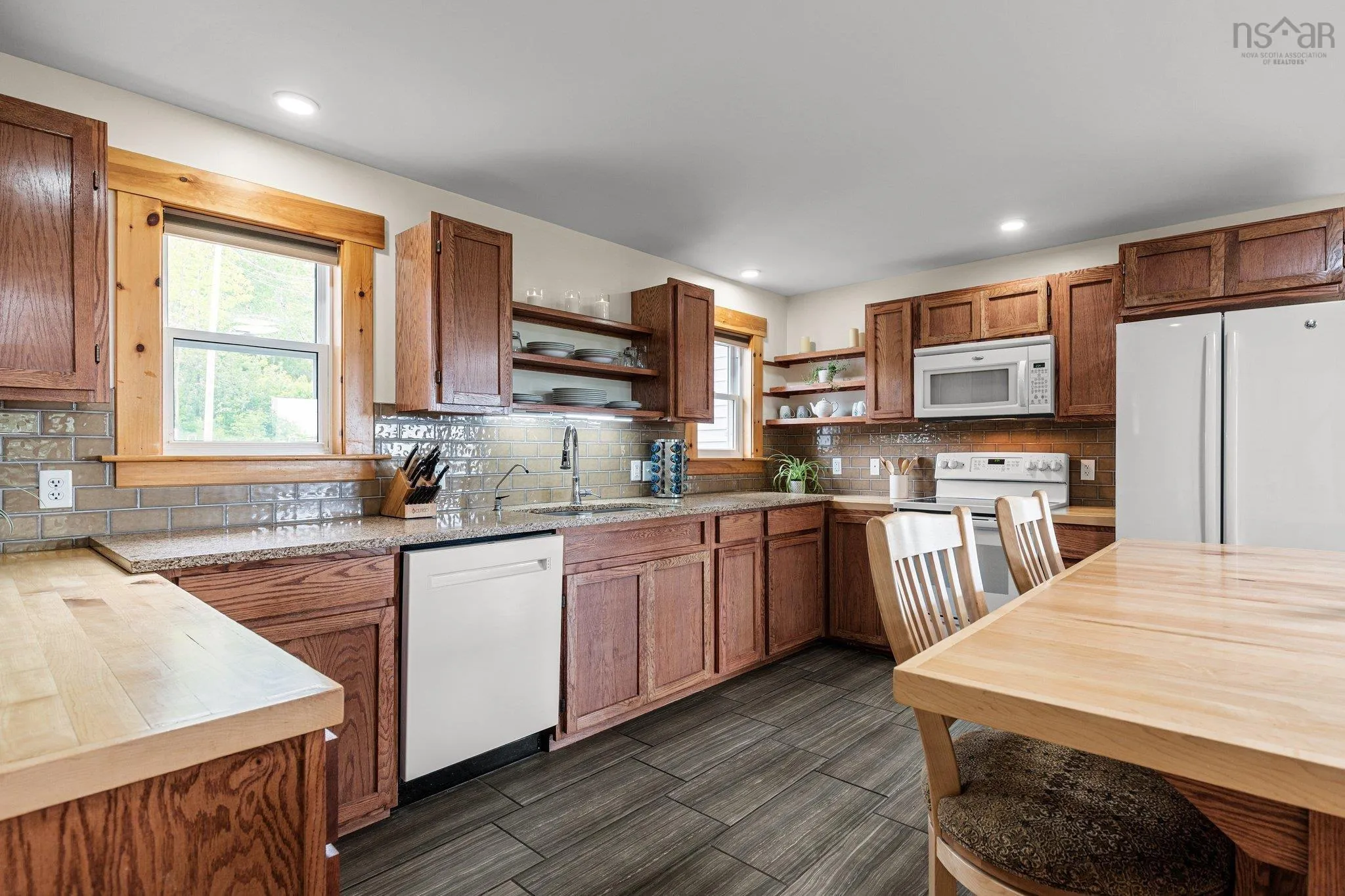 327 East Torbrook Road, Torbrook, NS B0P 1W0, 4 Bedrooms Bedrooms, ,4 BathroomsBathrooms,Residential,For Sale,East Torbrook,202503614