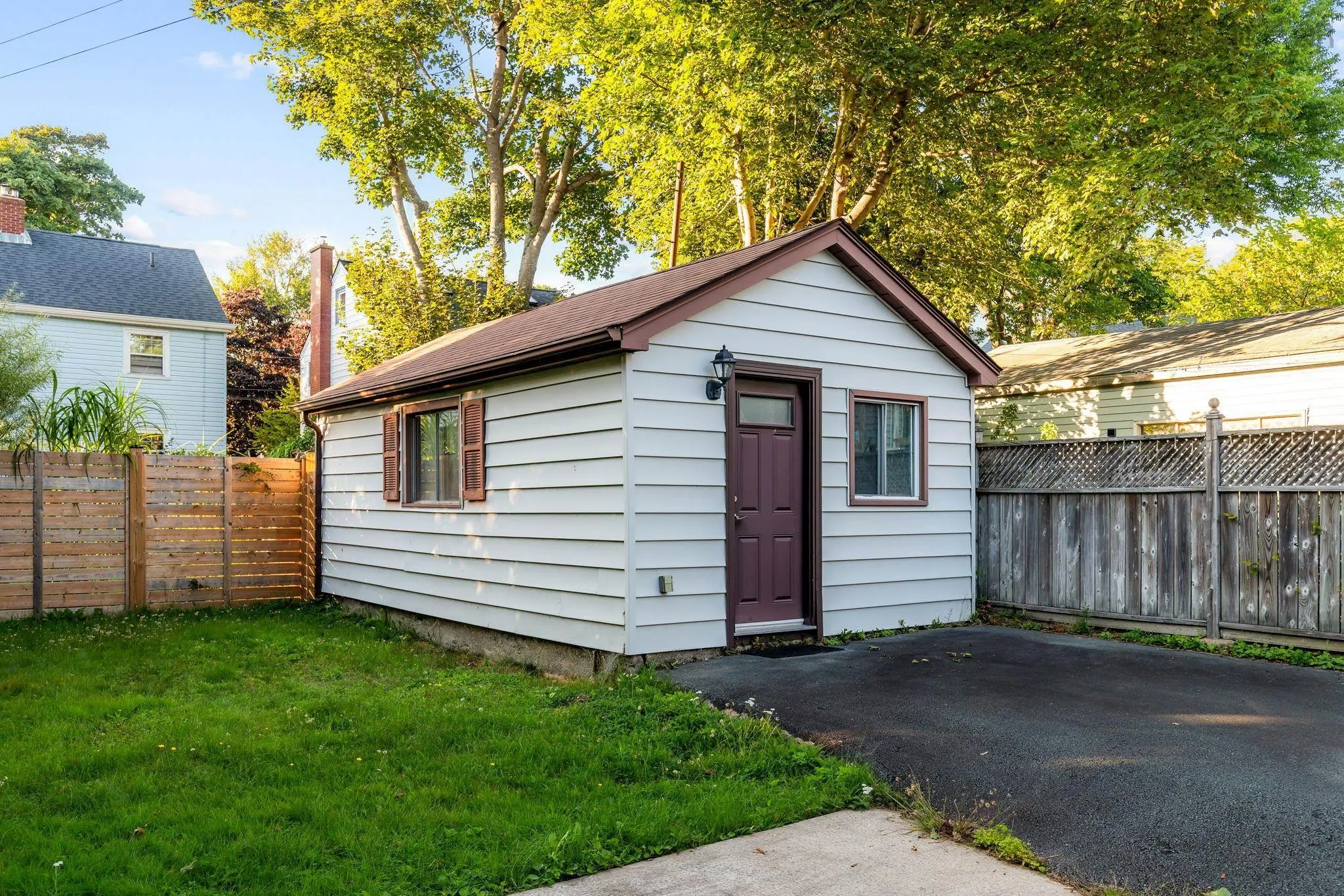 6427 Almon Street, Halifax, NS B3L 1V6, 3 Bedrooms Bedrooms, ,1 BathroomBathrooms,Residential,For Sale,Almon,202523346