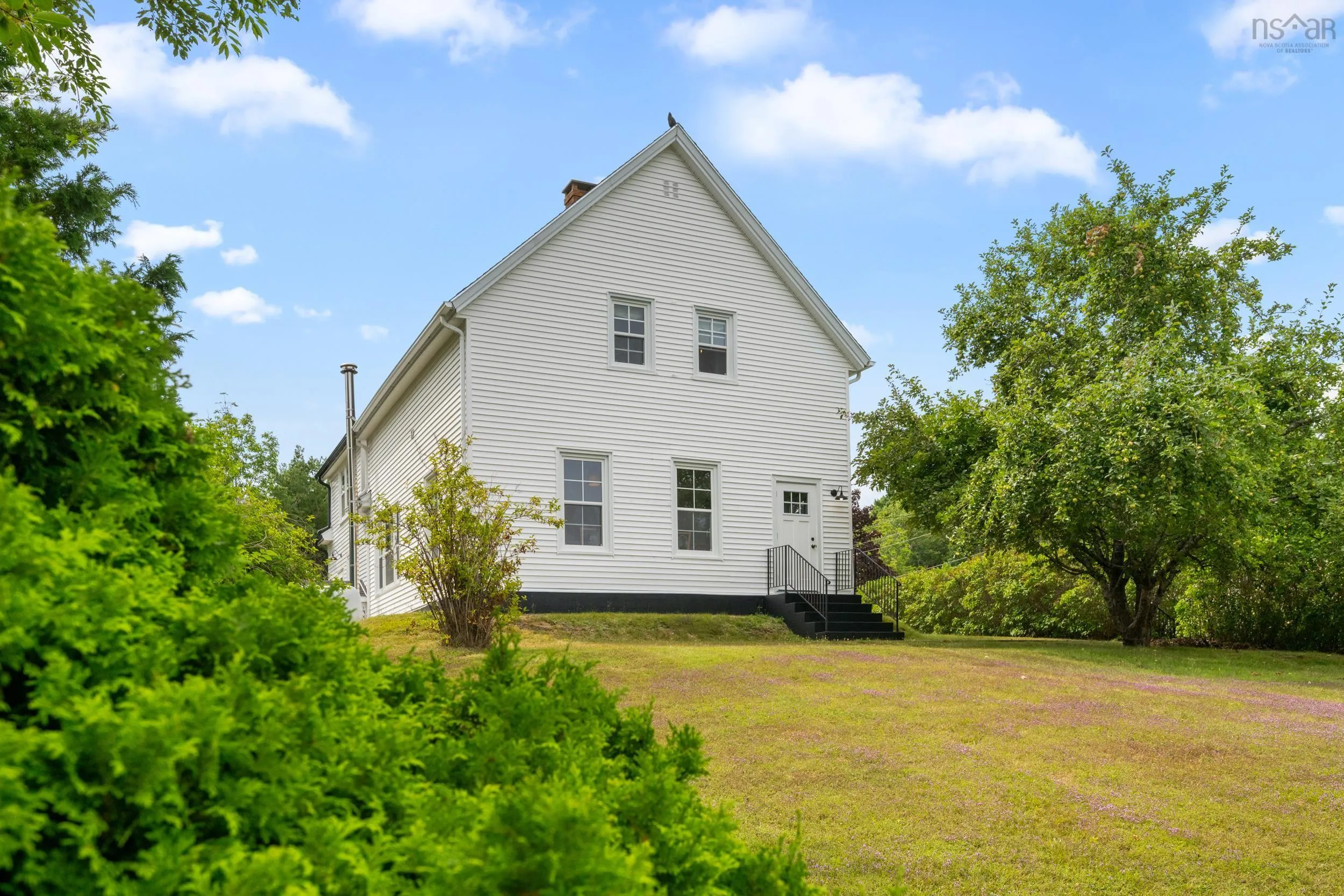 57 Old Falls Road, Liverpool, NS B0T 1K0, 3 Bedrooms Bedrooms, ,2 BathroomsBathrooms,Residential,For Sale,Old Falls,202520311