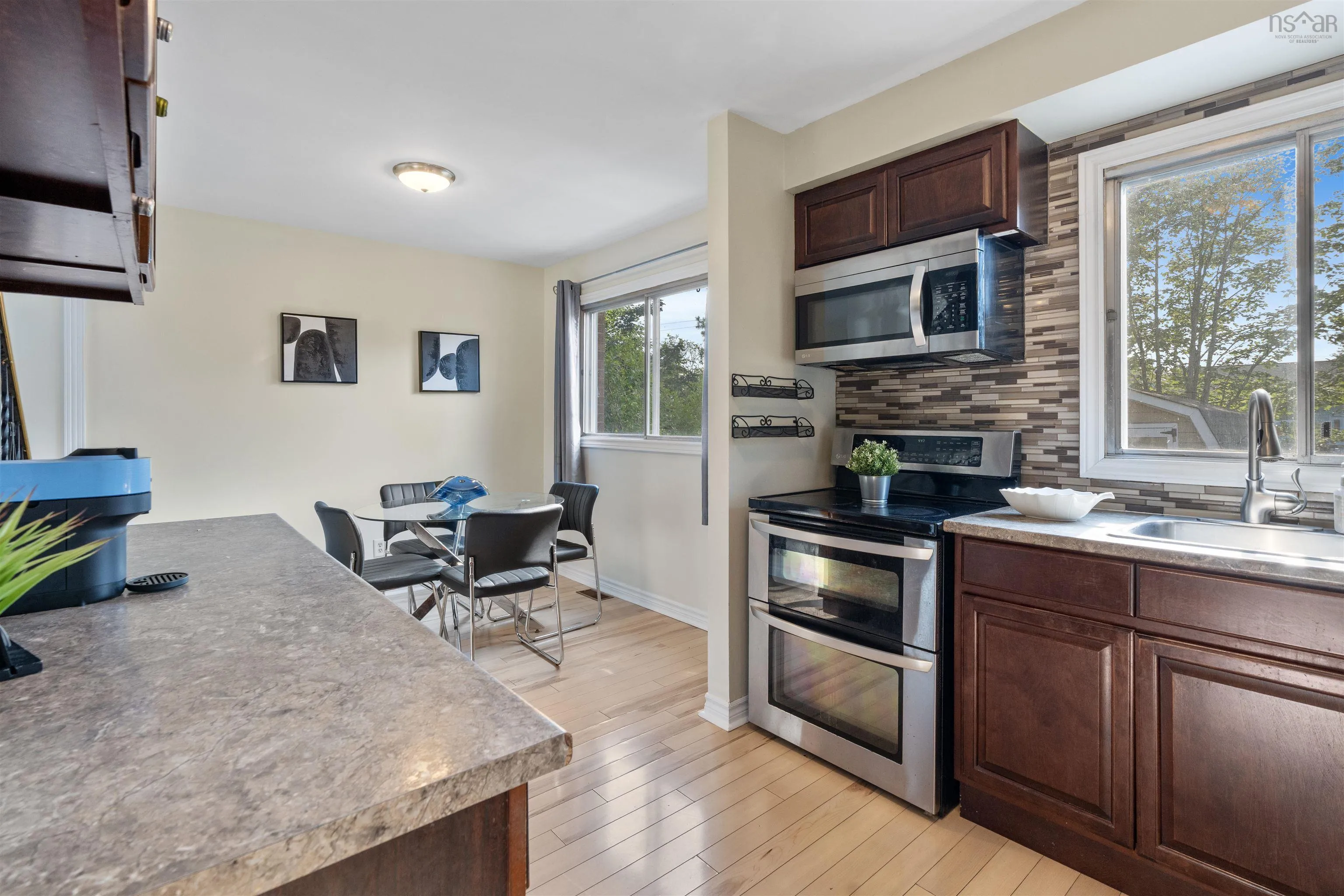 11 Linden Court, Cole Harbour, NS B2W 4X2, 3 Bedrooms Bedrooms, ,2 BathroomsBathrooms,Residential,For Sale,Linden,202522247