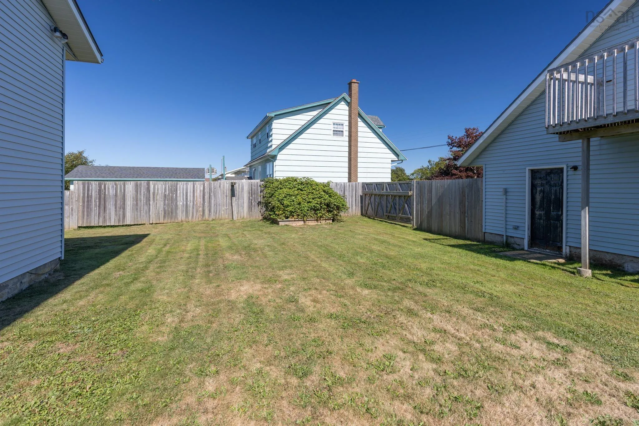38 Beacon Street, Yarmouth, NS B5A 2W4, 4 Bedrooms Bedrooms, ,2 BathroomsBathrooms,Residential,For Sale,Beacon,202523727