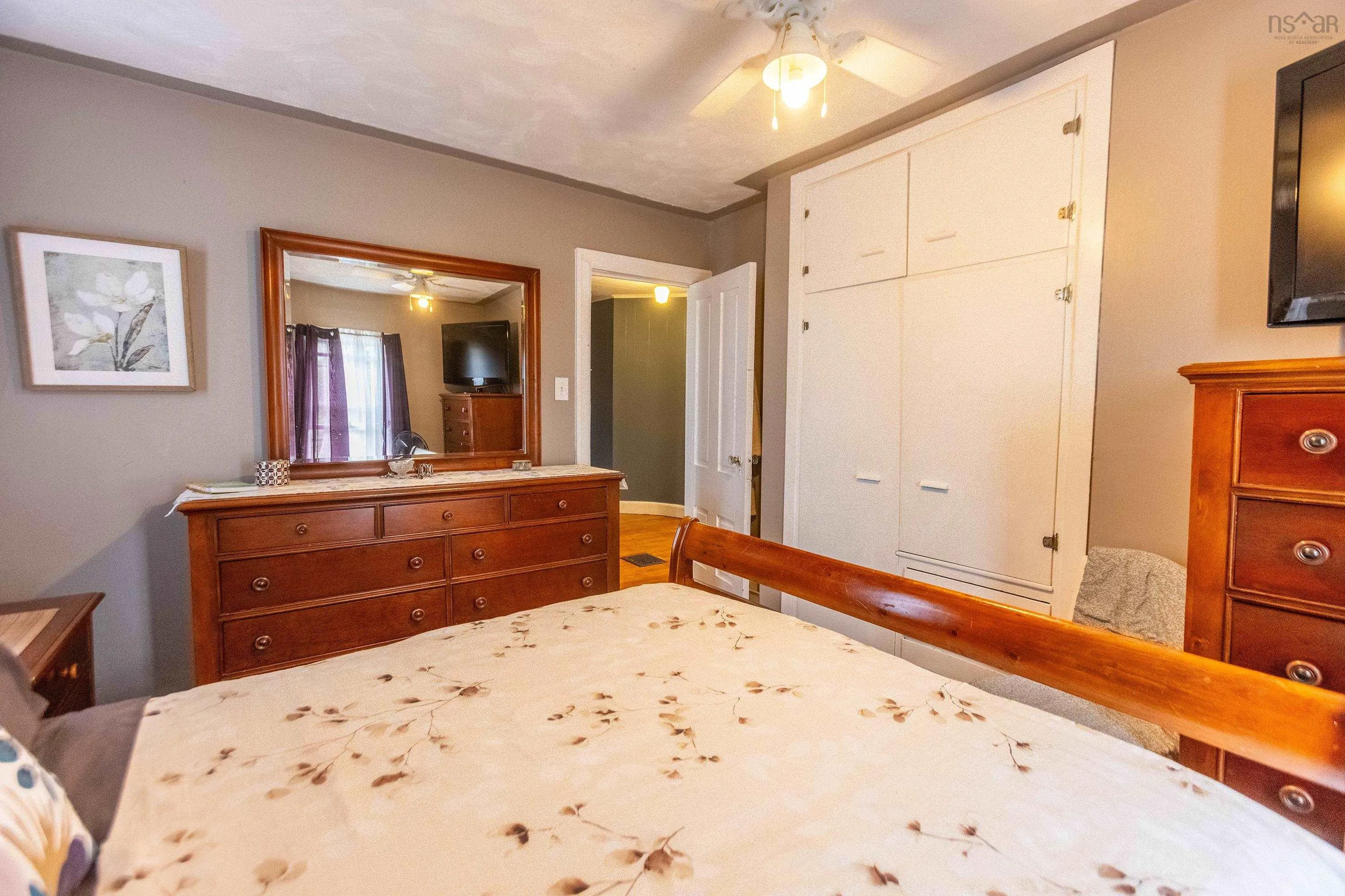 137 Main Street, Springhill, NS B0M 1X0, 4 Bedrooms Bedrooms, ,1 BathroomBathrooms,Residential,For Sale,Main,202521766