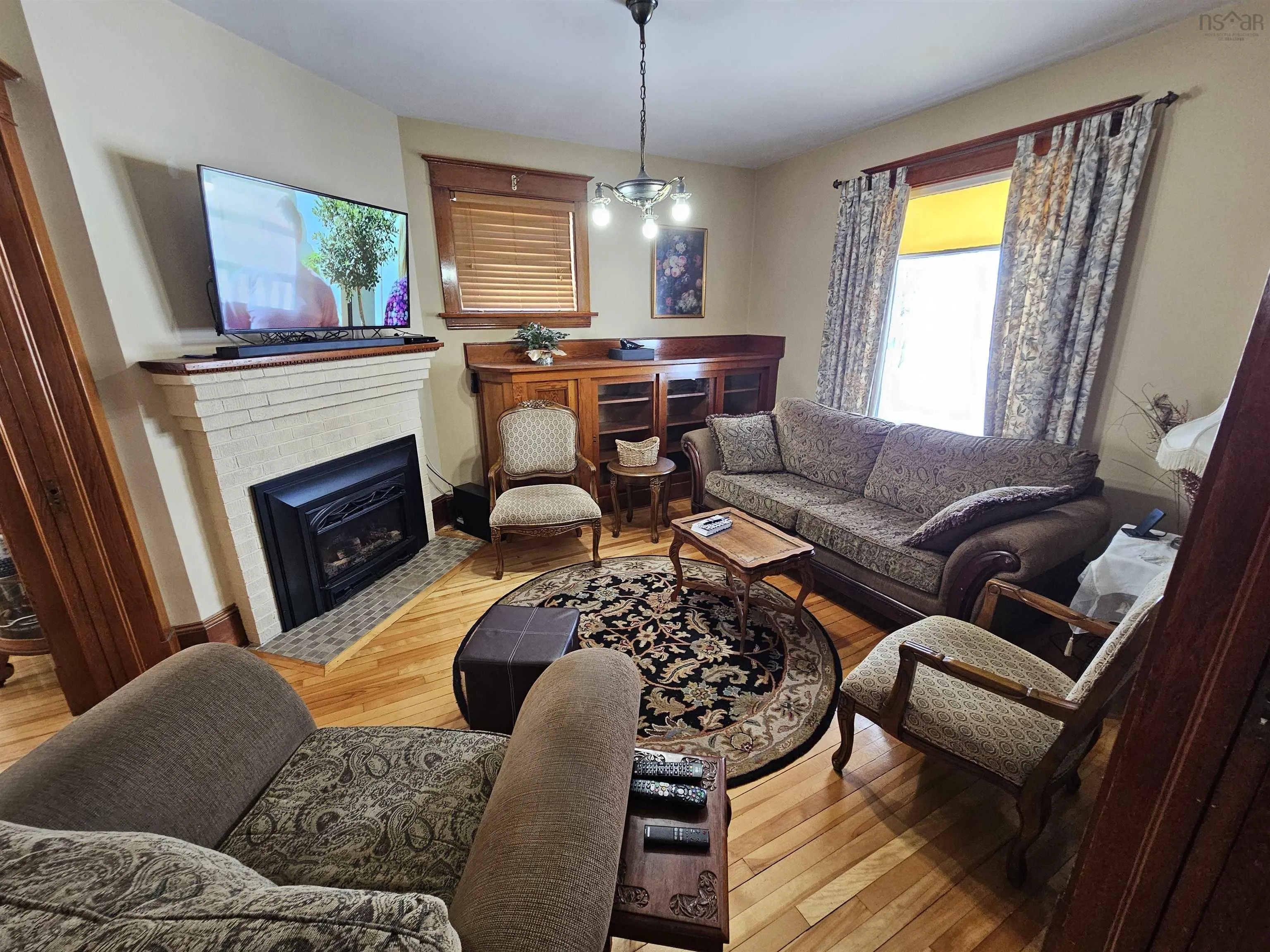 6 Mcgee Street, Springhill, NS B0M 1X0, 4 Bedrooms Bedrooms, ,2 BathroomsBathrooms,Residential,For Sale,Mcgee,202522998