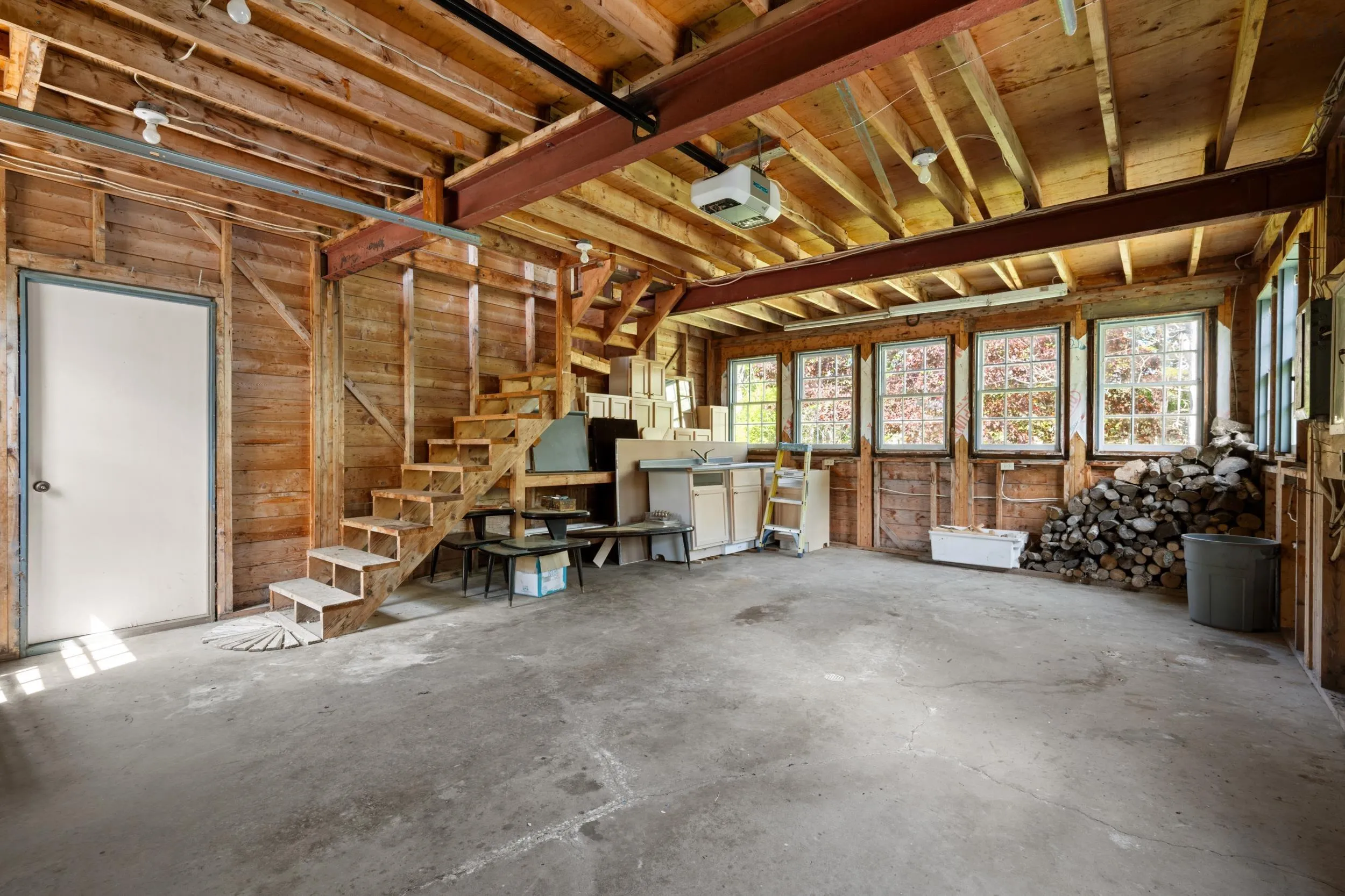 214 Pig Loop Road, Chester, NS B0J 1J0, 4 Bedrooms Bedrooms, ,4 BathroomsBathrooms,Residential,For Sale,Pig Loop,202513592