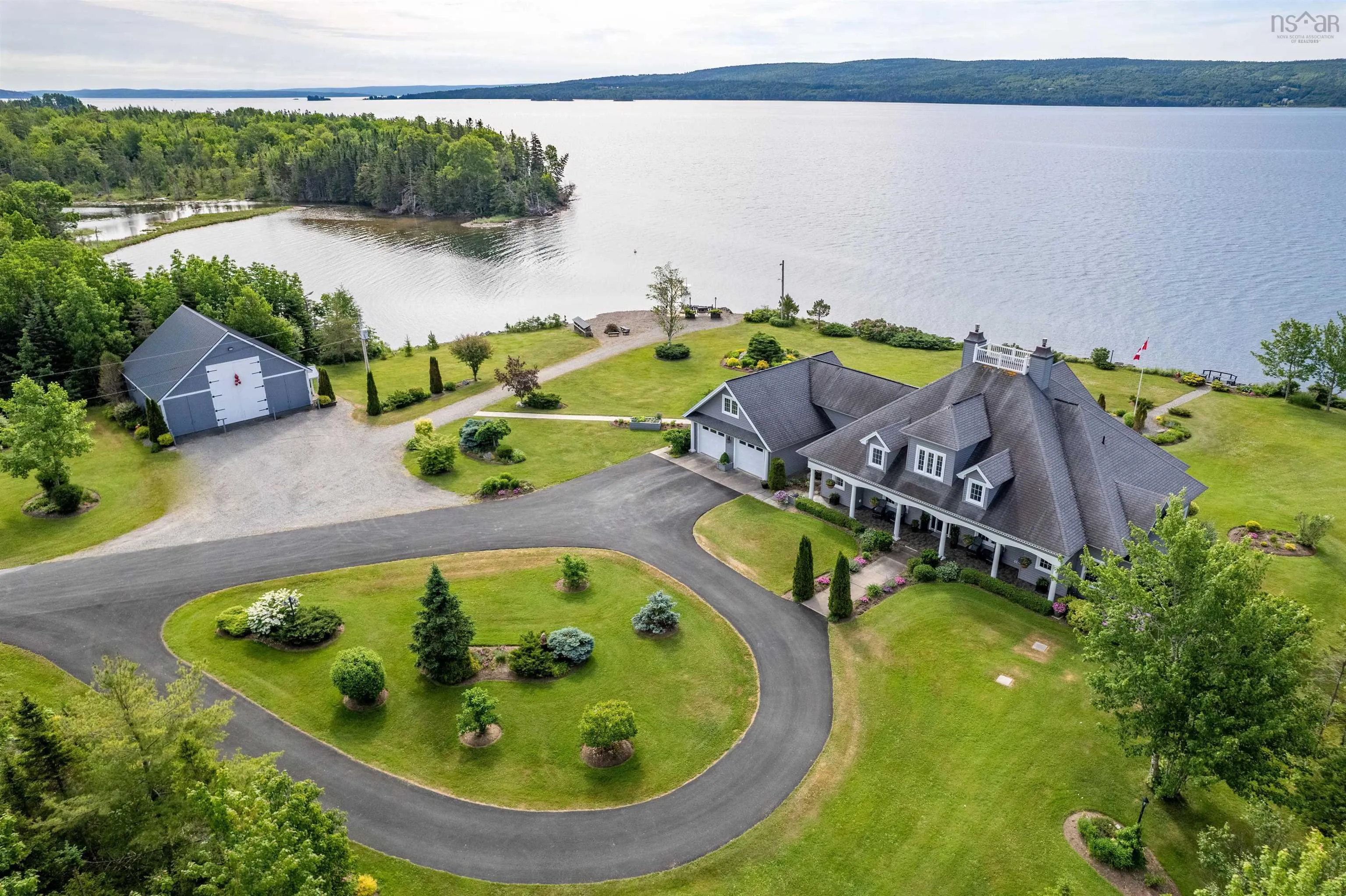 8805 Highway 105 Baddeck Inlet Highway, Baddeck Inlet Ns B0e 1b0, 3 Bedrooms Bedrooms, ,4 BathroomsBathrooms,Residential,For Sale,Highway 105 Baddeck Inlet,202502454