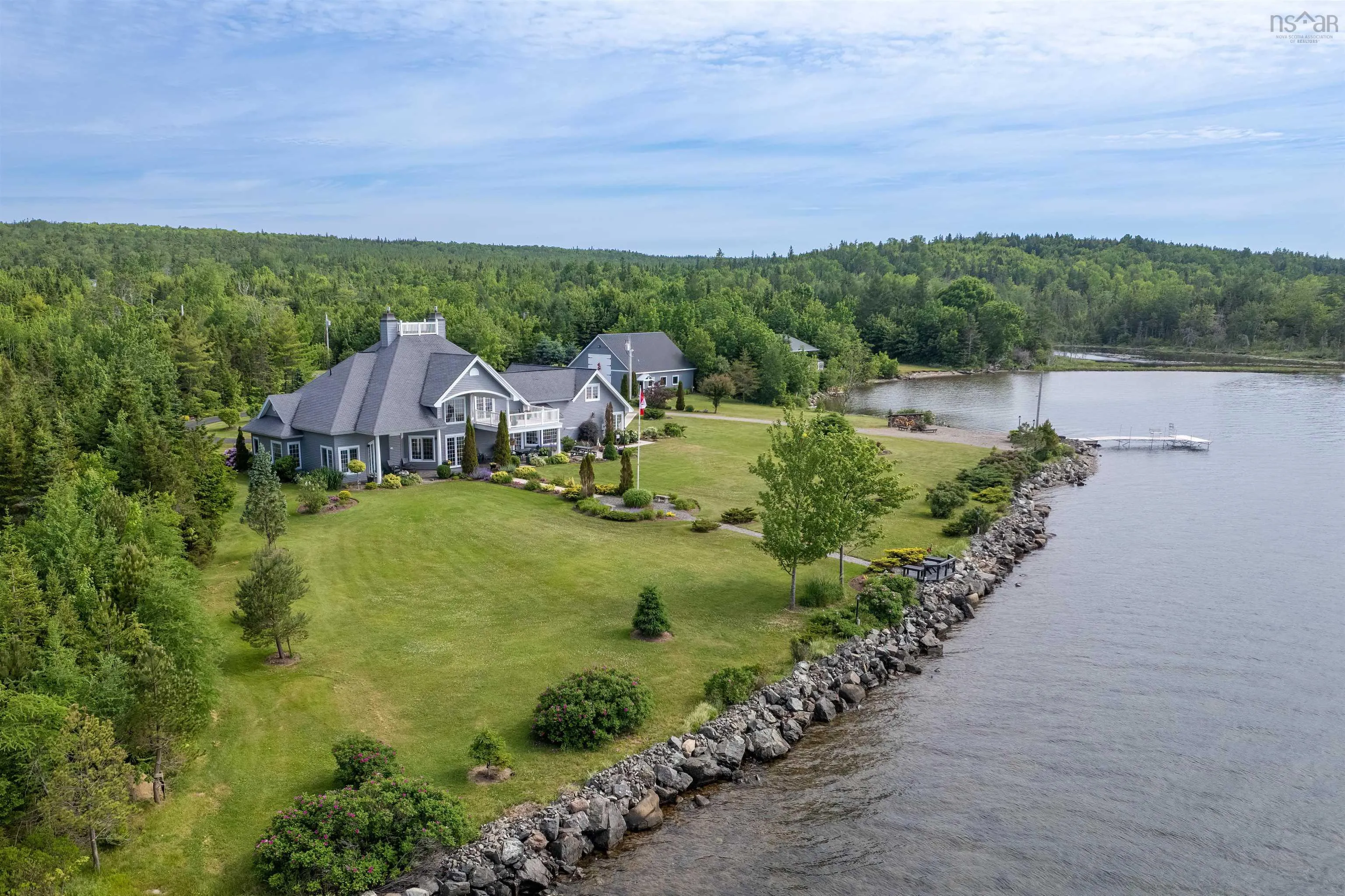 8805 Highway 105 Baddeck Inlet Highway, Baddeck Inlet Ns B0e 1b0, 3 Bedrooms Bedrooms, ,4 BathroomsBathrooms,Residential,For Sale,Highway 105 Baddeck Inlet,202502454