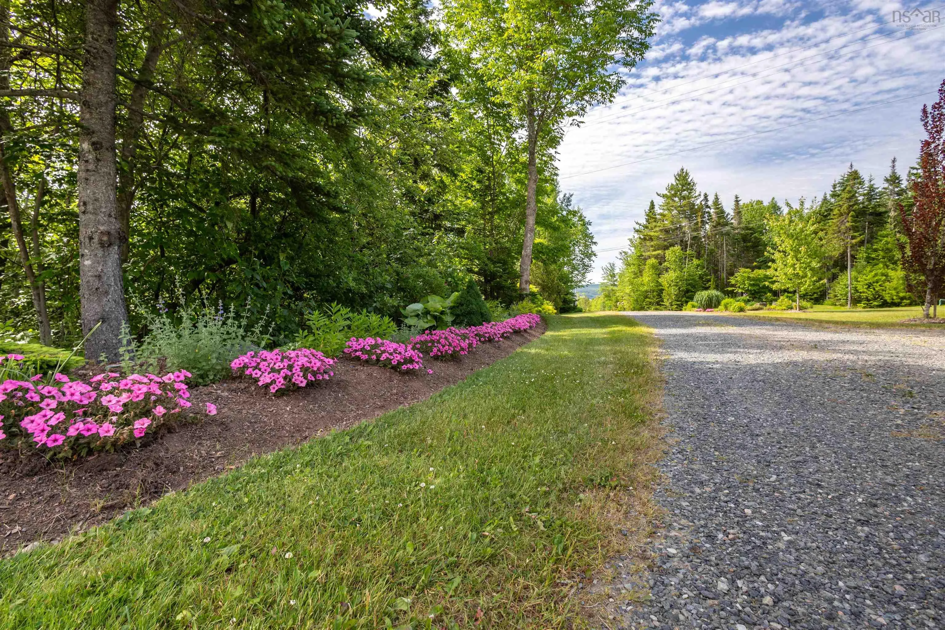 8805 Highway 105 Baddeck Inlet Highway, Baddeck Inlet Ns B0e 1b0, 3 Bedrooms Bedrooms, ,4 BathroomsBathrooms,Residential,For Sale,Highway 105 Baddeck Inlet,202502454