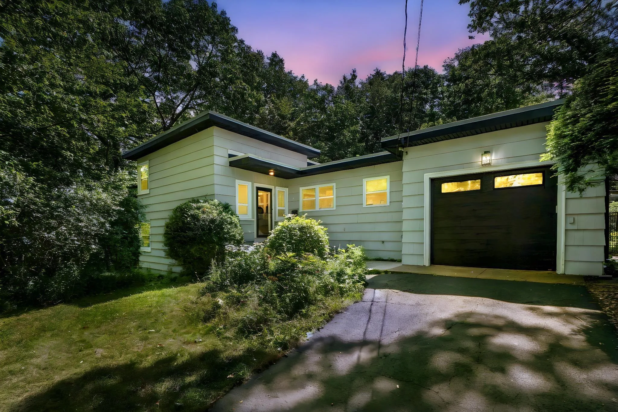 1 Wagner Avenue, Halifax, NS B3M 2H9, 4 Bedrooms Bedrooms, ,2 BathroomsBathrooms,Residential,For Sale,Wagner,202519600