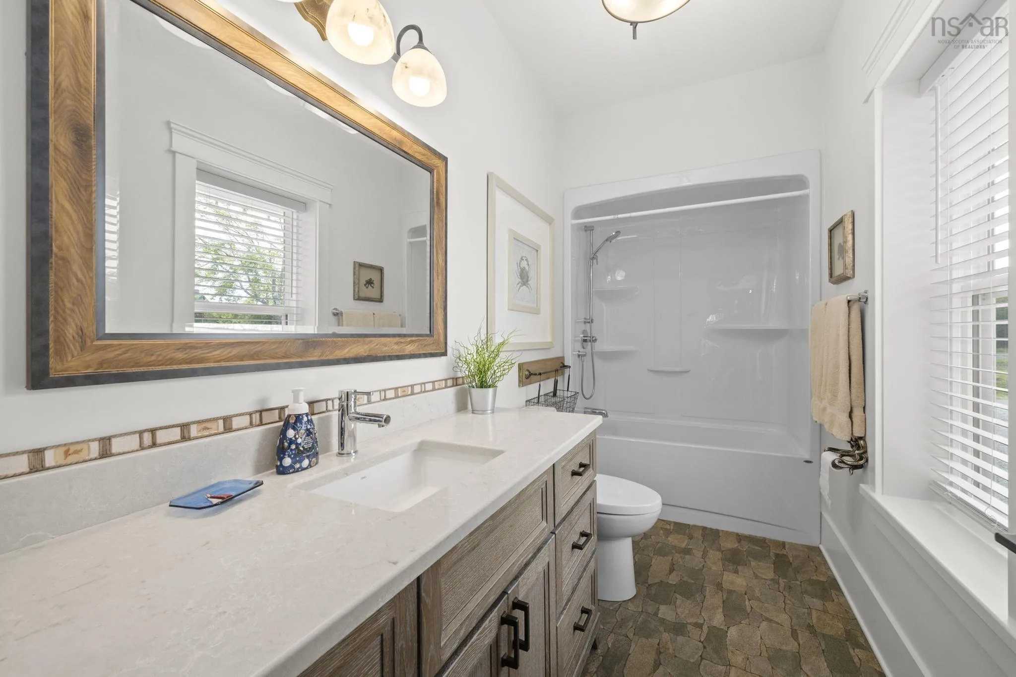 91 Driftwood Court, Garden Lots, NS B0J 2C0, 4 Bedrooms Bedrooms, ,5 BathroomsBathrooms,Residential,For Sale,Driftwood,202517881