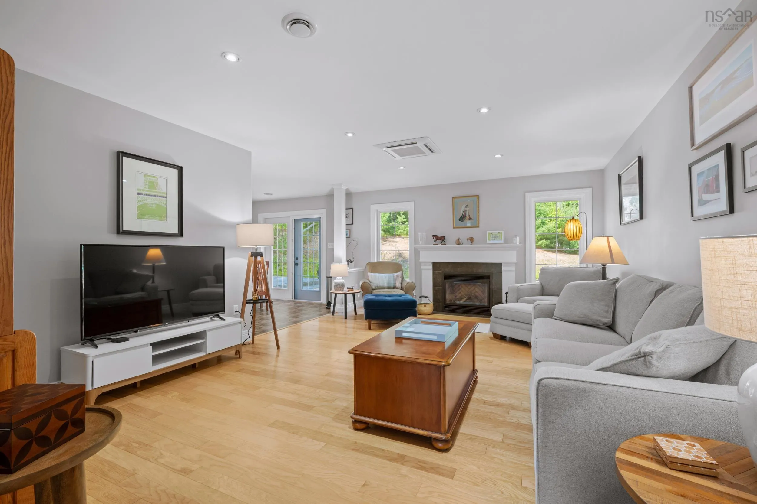 20 Camden Court, Bridgewater, NS B4V 8W5, 4 Bedrooms Bedrooms, ,3 BathroomsBathrooms,Residential,For Sale,Camden,202518041