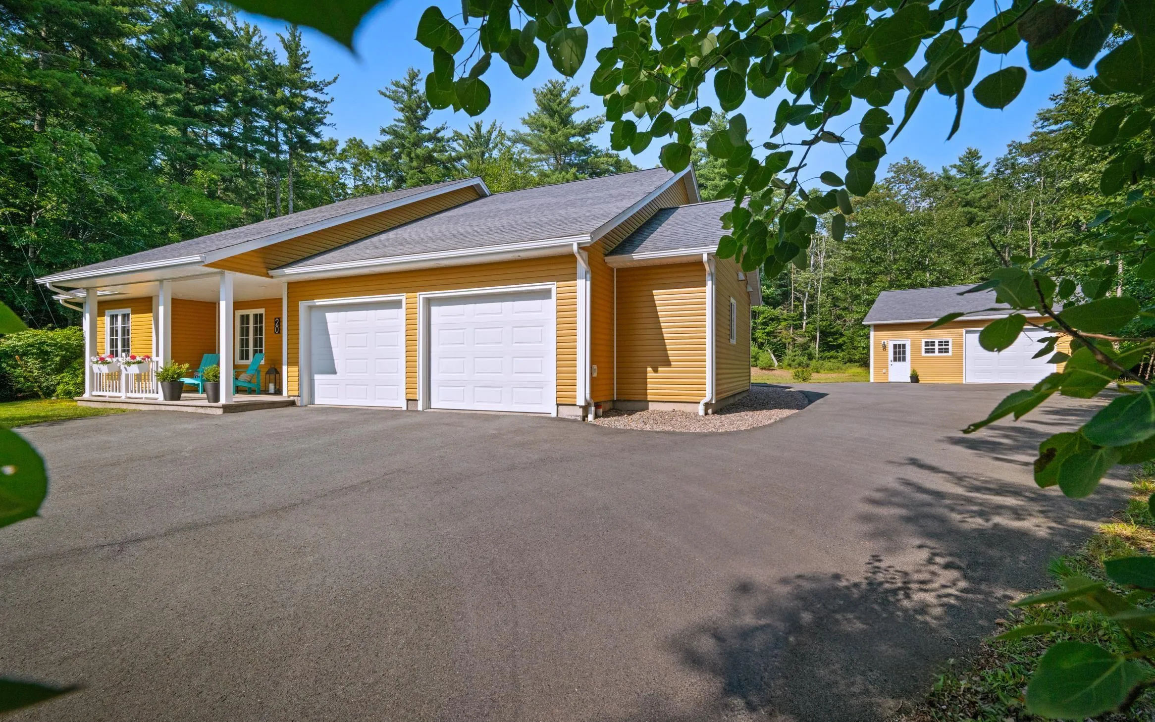 20 Camden Court, Bridgewater, NS B4V 8W5, 4 Bedrooms Bedrooms, ,3 BathroomsBathrooms,Residential,For Sale,Camden,202518041