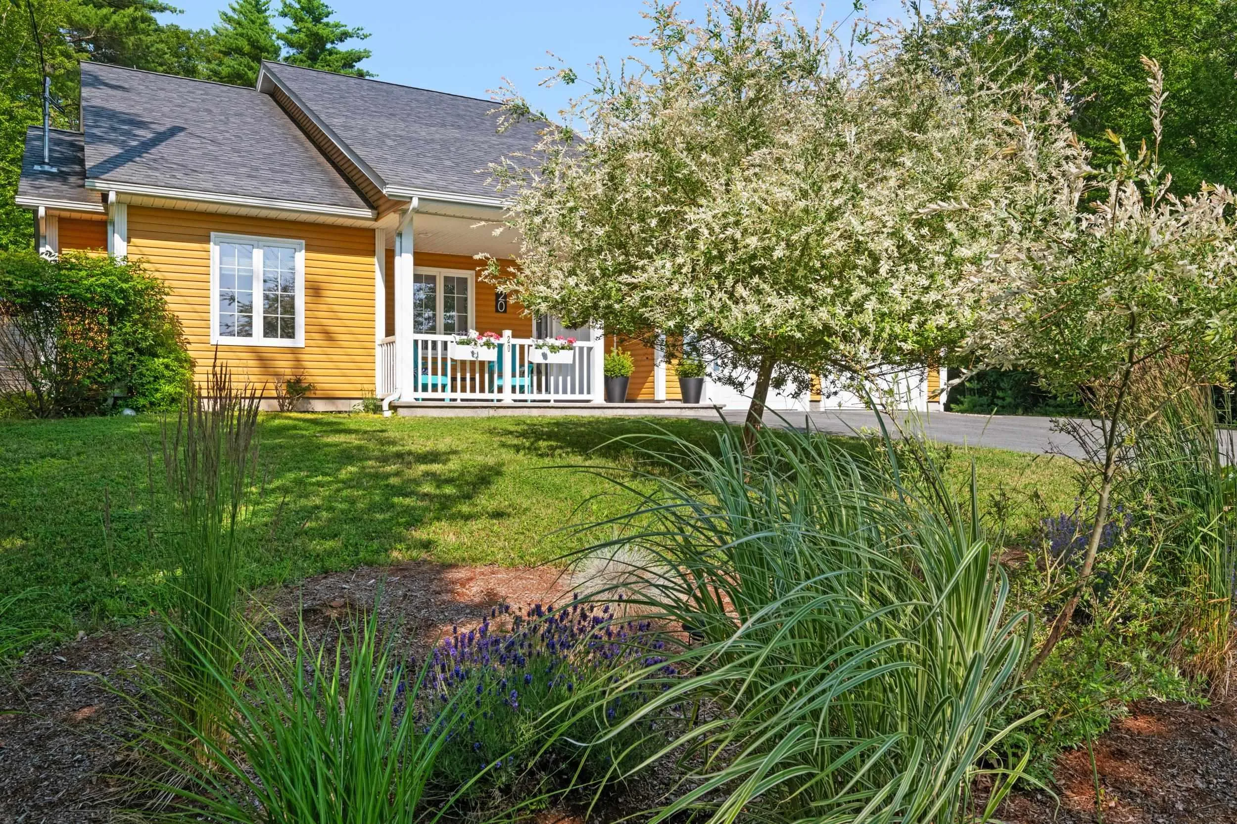 20 Camden Court, Bridgewater, NS B4V 8W5, 4 Bedrooms Bedrooms, ,3 BathroomsBathrooms,Residential,For Sale,Camden,202518041
