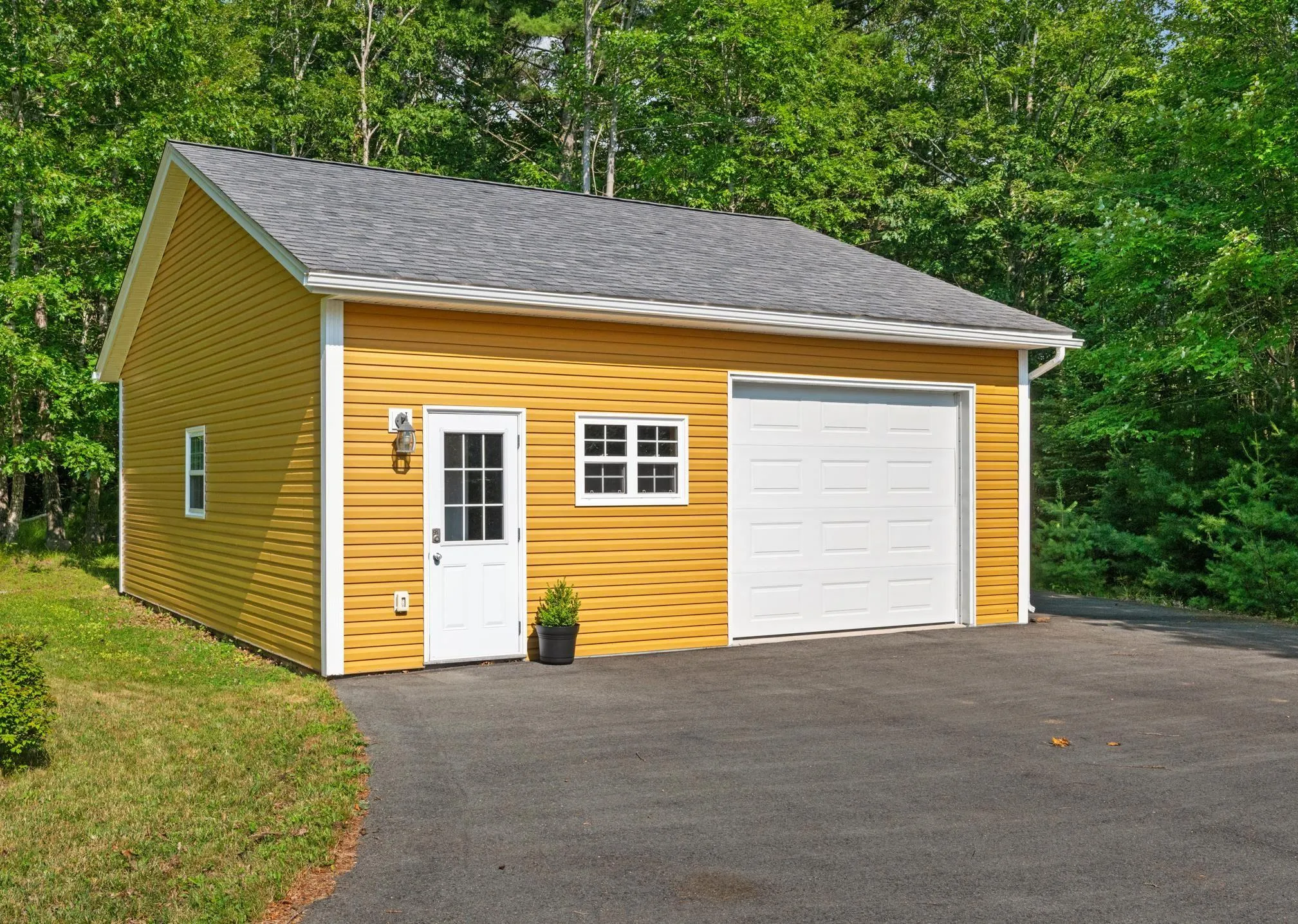 20 Camden Court, Bridgewater, NS B4V 8W5, 4 Bedrooms Bedrooms, ,3 BathroomsBathrooms,Residential,For Sale,Camden,202518041
