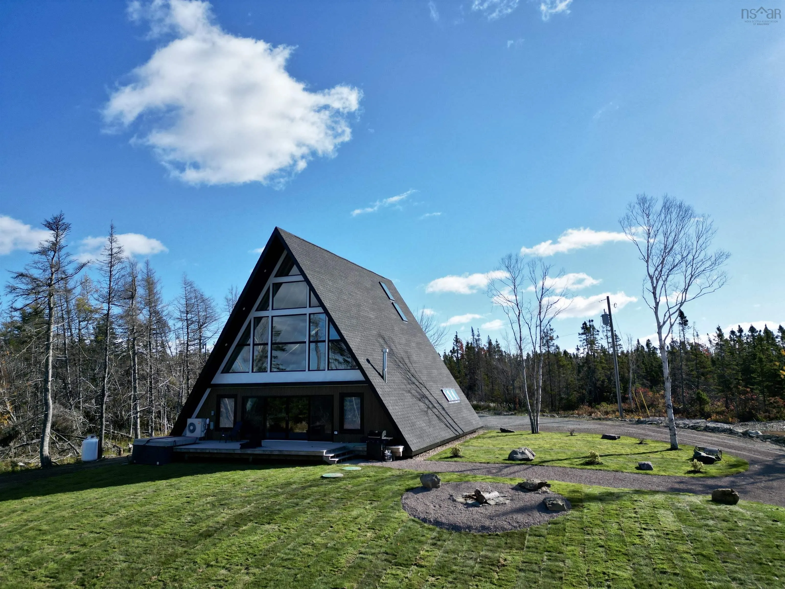 315 South Head Rd, South Head, NS B1B 0A1, 2 Bedrooms Bedrooms, ,2 BathroomsBathrooms,Residential,For Sale,South Head Rd,202522659