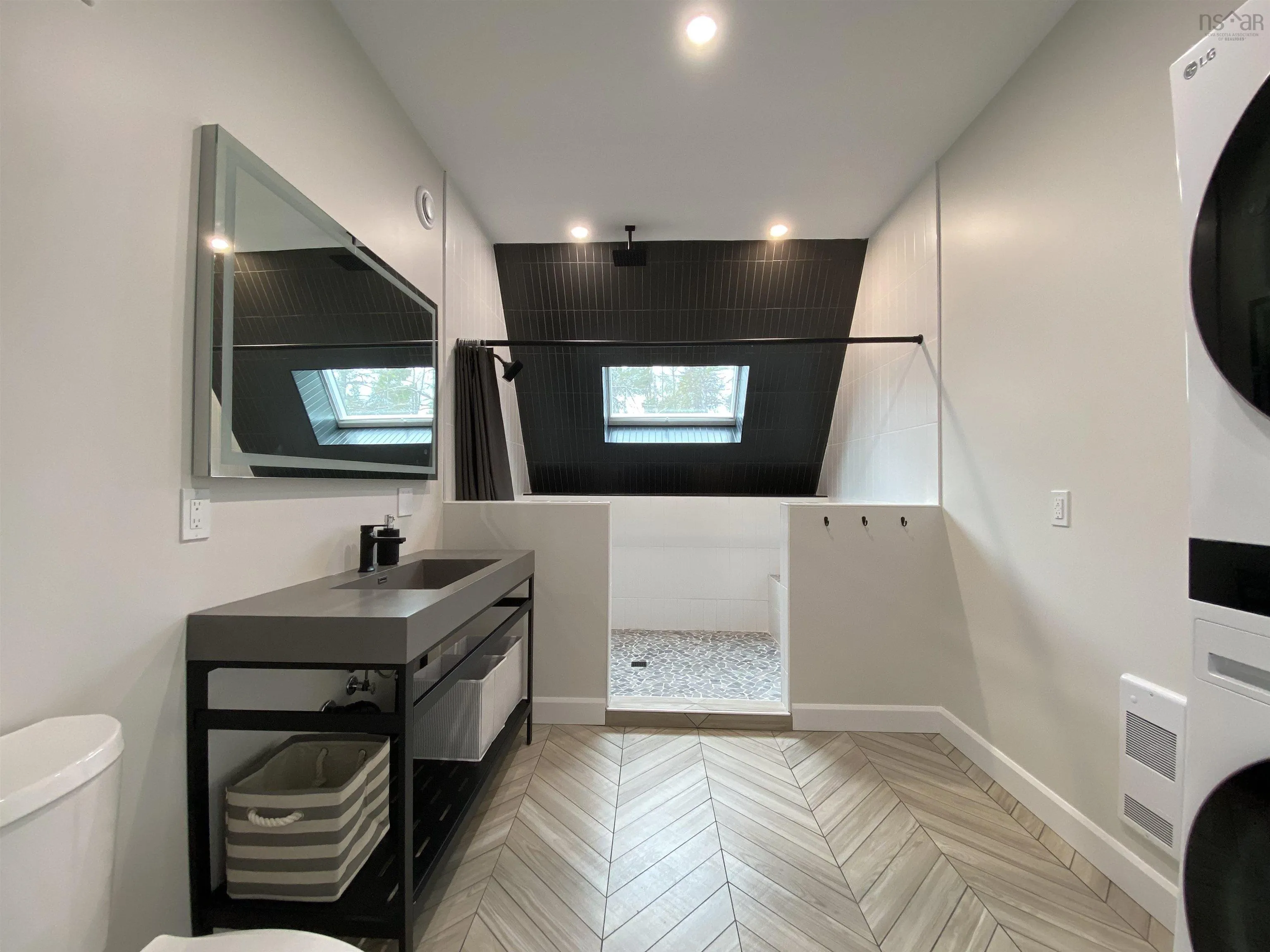 315 South Head Rd, South Head, NS B1B 0A1, 2 Bedrooms Bedrooms, ,2 BathroomsBathrooms,Residential,For Sale,South Head Rd,202522659