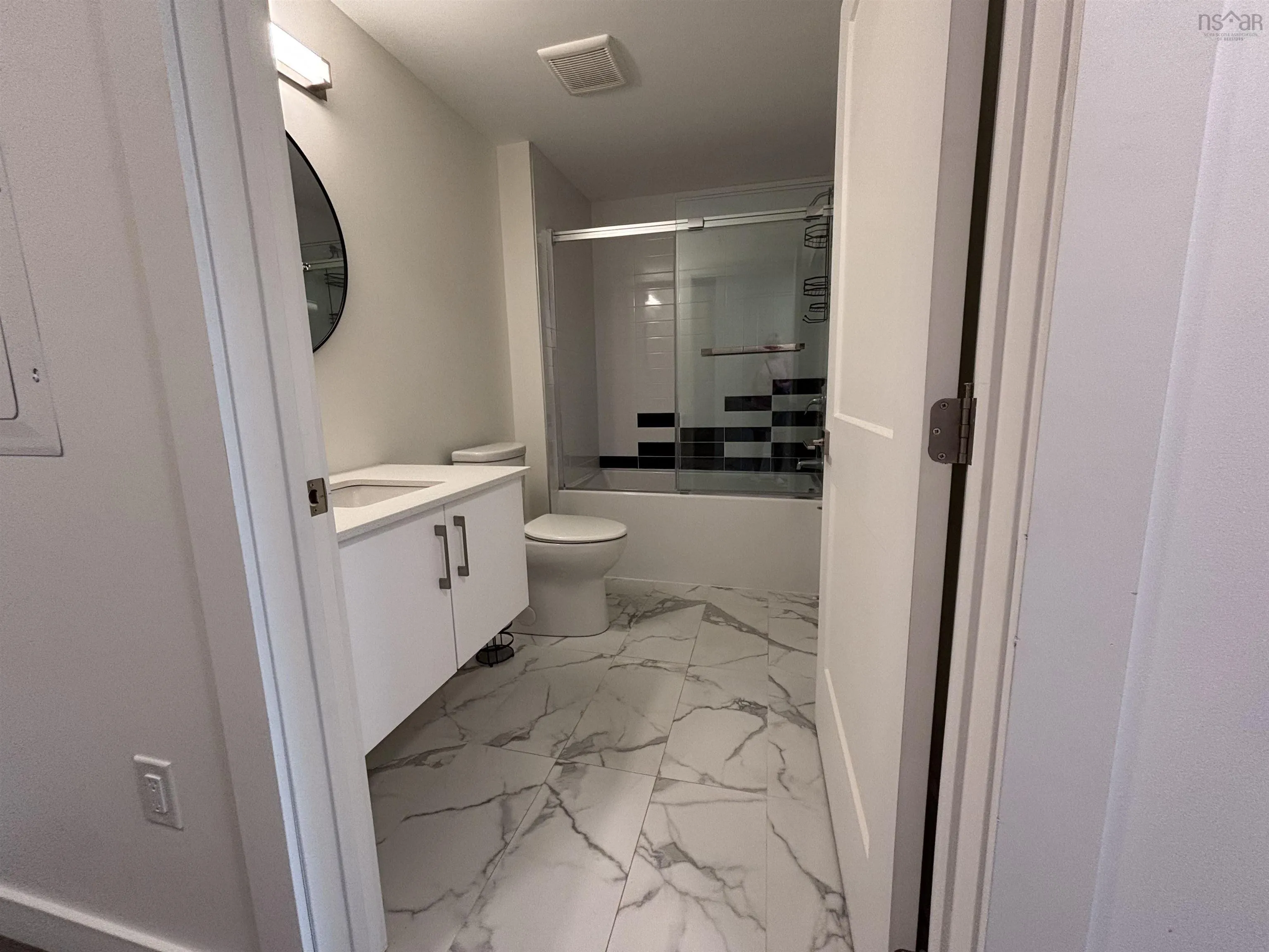 504-5684 West Street, Halifax, NS B3K 1H7, 1 Bedroom Bedrooms, ,1 BathroomBathrooms,Residential,For Sale,West,202519665