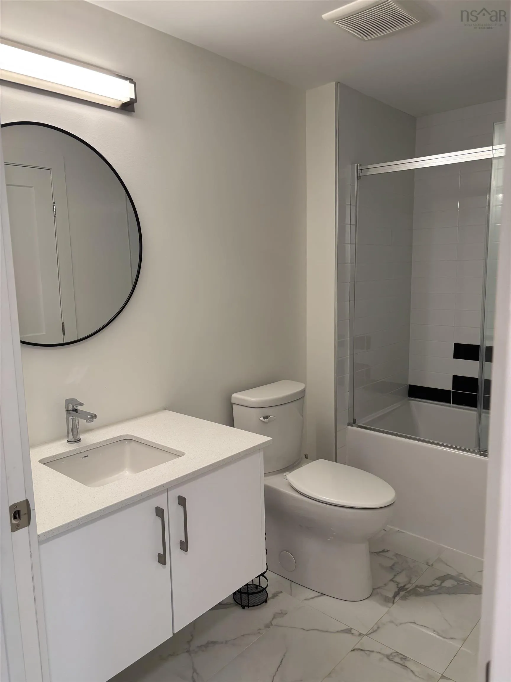 504-5684 West Street, Halifax, NS B3K 1H7, 1 Bedroom Bedrooms, ,1 BathroomBathrooms,Residential,For Sale,West,202519665